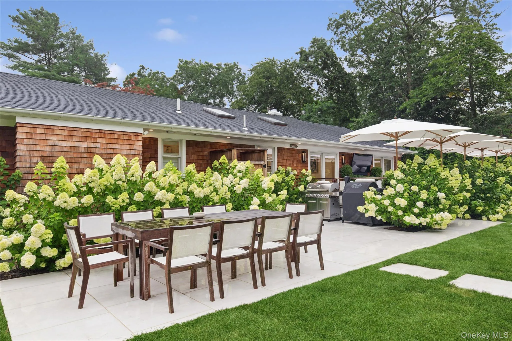 38 Sandra Road, East Hampton, NY, 4 Bedrooms Bedrooms, 8 Rooms Rooms,4 BathroomsBathrooms,Residential,For Rent,Sandra,0,1063620 38 Sandra Road, East Hampton, NY, 4 Bedrooms Bedrooms, 8 Rooms Rooms,4 BathroomsBathrooms,Residential,For Rent,Sandra,0,1063620