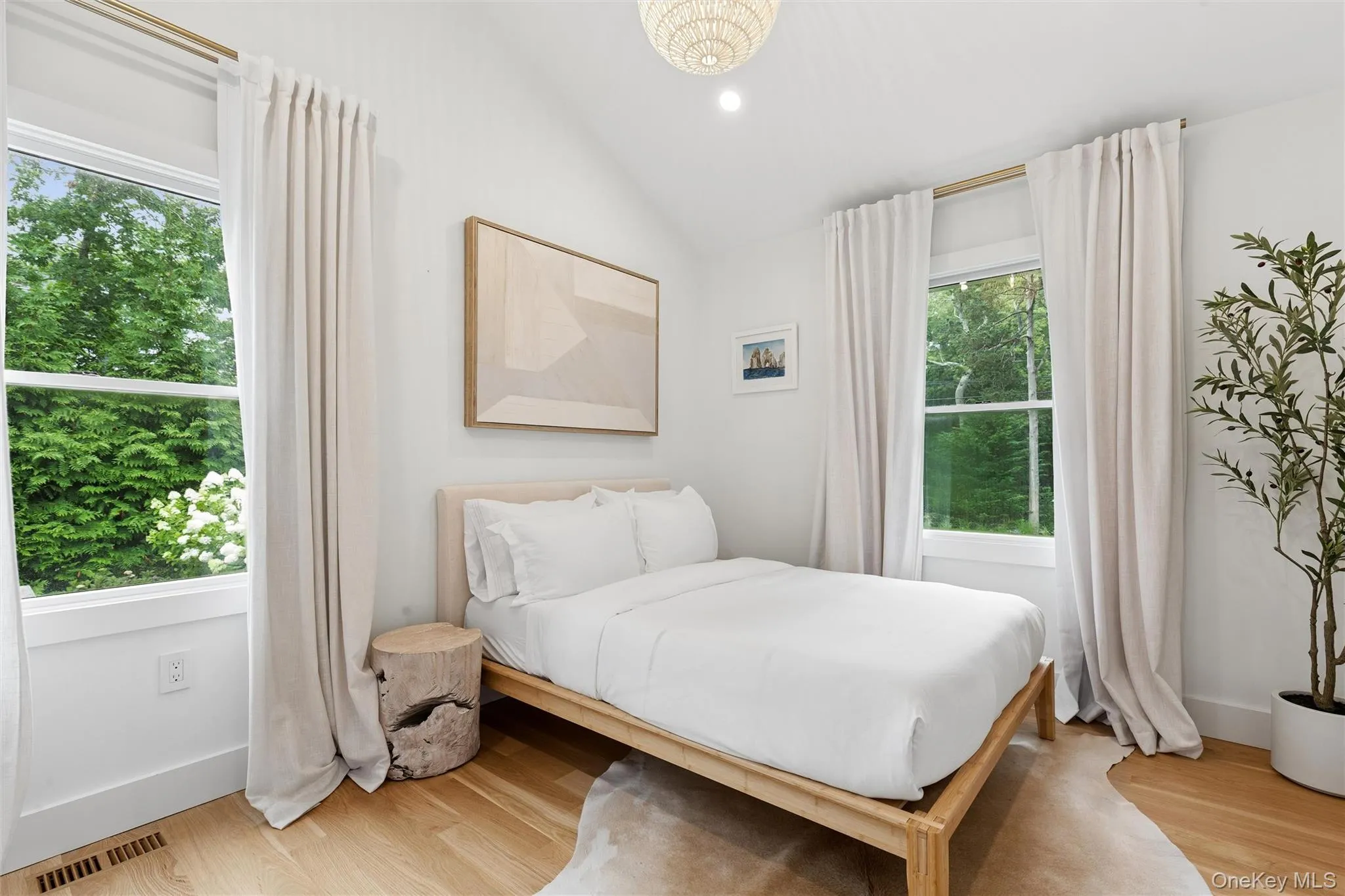 38 Sandra Road, East Hampton, NY, 4 Bedrooms Bedrooms, 8 Rooms Rooms,4 BathroomsBathrooms,Residential,For Rent,Sandra,0,1063620 38 Sandra Road, East Hampton, NY, 4 Bedrooms Bedrooms, 8 Rooms Rooms,4 BathroomsBathrooms,Residential,For Rent,Sandra,0,1063620
