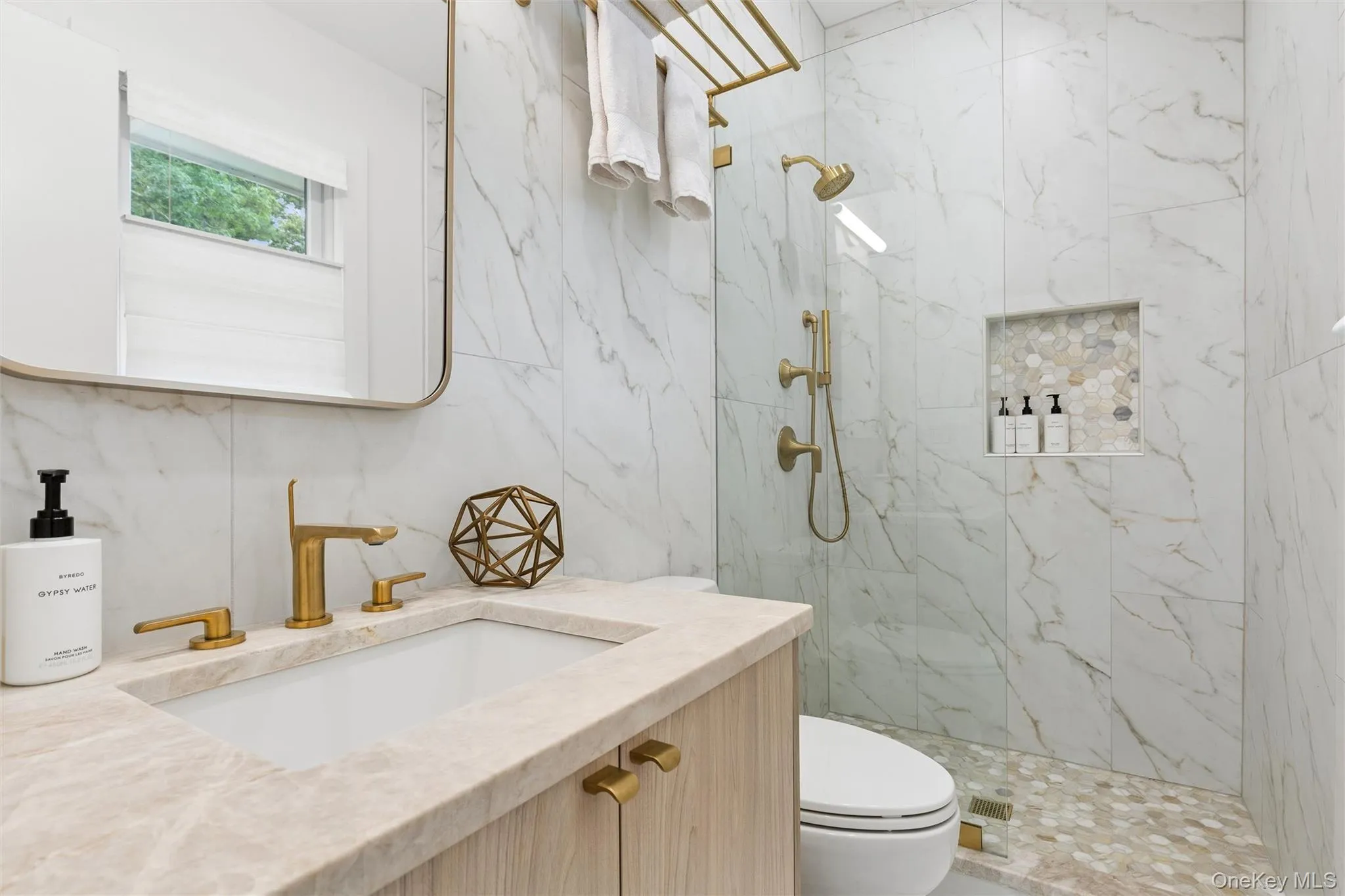 38 Sandra Road, East Hampton, NY, 4 Bedrooms Bedrooms, 8 Rooms Rooms,4 BathroomsBathrooms,Residential,For Rent,Sandra,0,1063620 38 Sandra Road, East Hampton, NY, 4 Bedrooms Bedrooms, 8 Rooms Rooms,4 BathroomsBathrooms,Residential,For Rent,Sandra,0,1063620