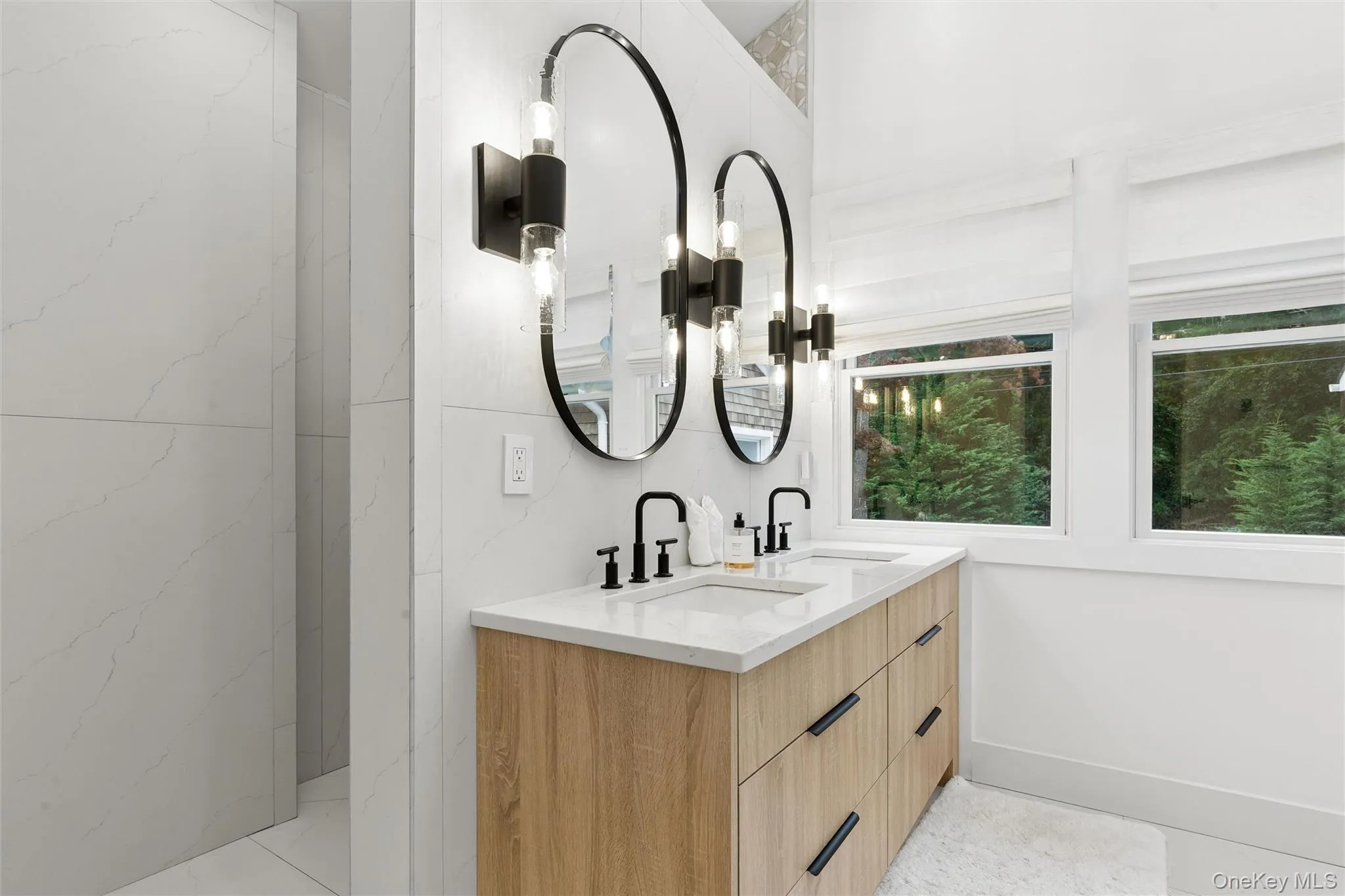 38 Sandra Road, East Hampton, New York 11937