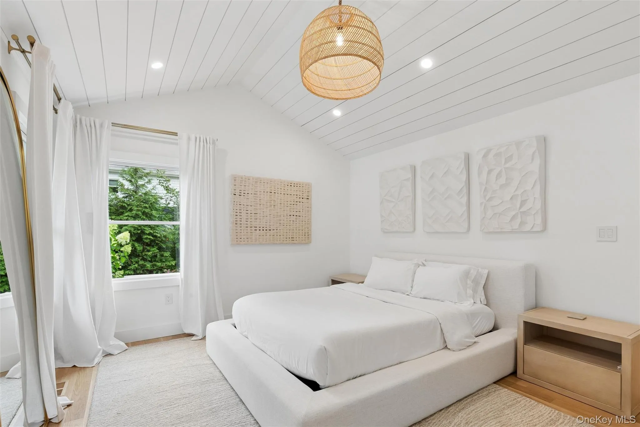 38 Sandra Road, East Hampton, NY, 4 Bedrooms Bedrooms, 8 Rooms Rooms,4 BathroomsBathrooms,Residential,For Rent,Sandra,0,1063620 38 Sandra Road, East Hampton, NY, 4 Bedrooms Bedrooms, 8 Rooms Rooms,4 BathroomsBathrooms,Residential,For Rent,Sandra,0,1063620
