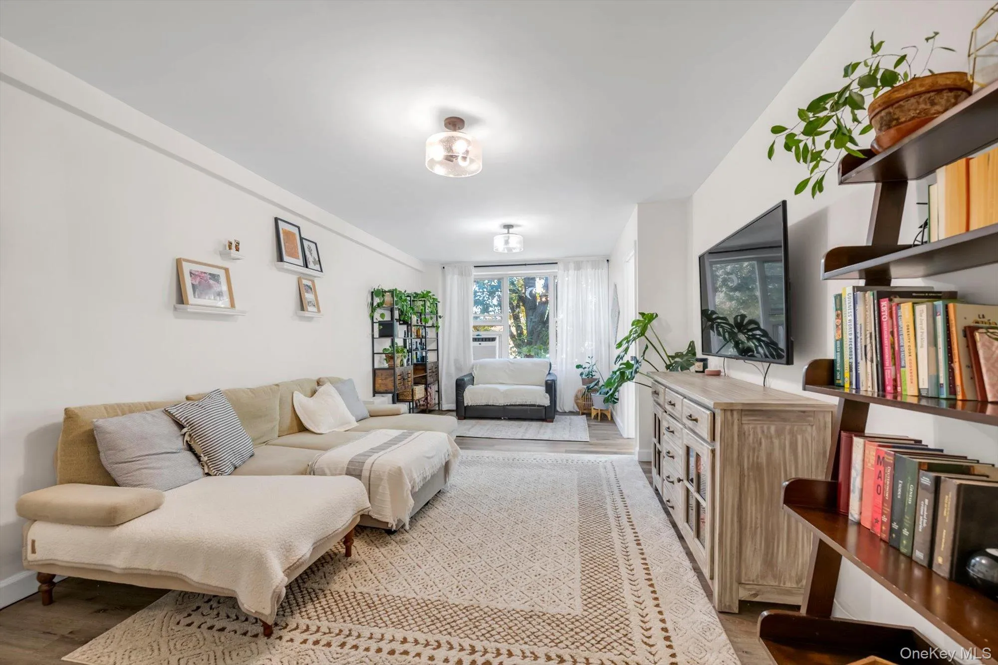 209-25 18th Avenue, New York, NY, 2 Bedrooms Bedrooms, 6 Rooms Rooms,1 BathroomBathrooms,Residential,For Rent,18th,0,1063624 209-25 18th Avenue, New York, NY, 2 Bedrooms Bedrooms, 6 Rooms Rooms,1 BathroomBathrooms,Residential,For Rent,18th,0,1063624