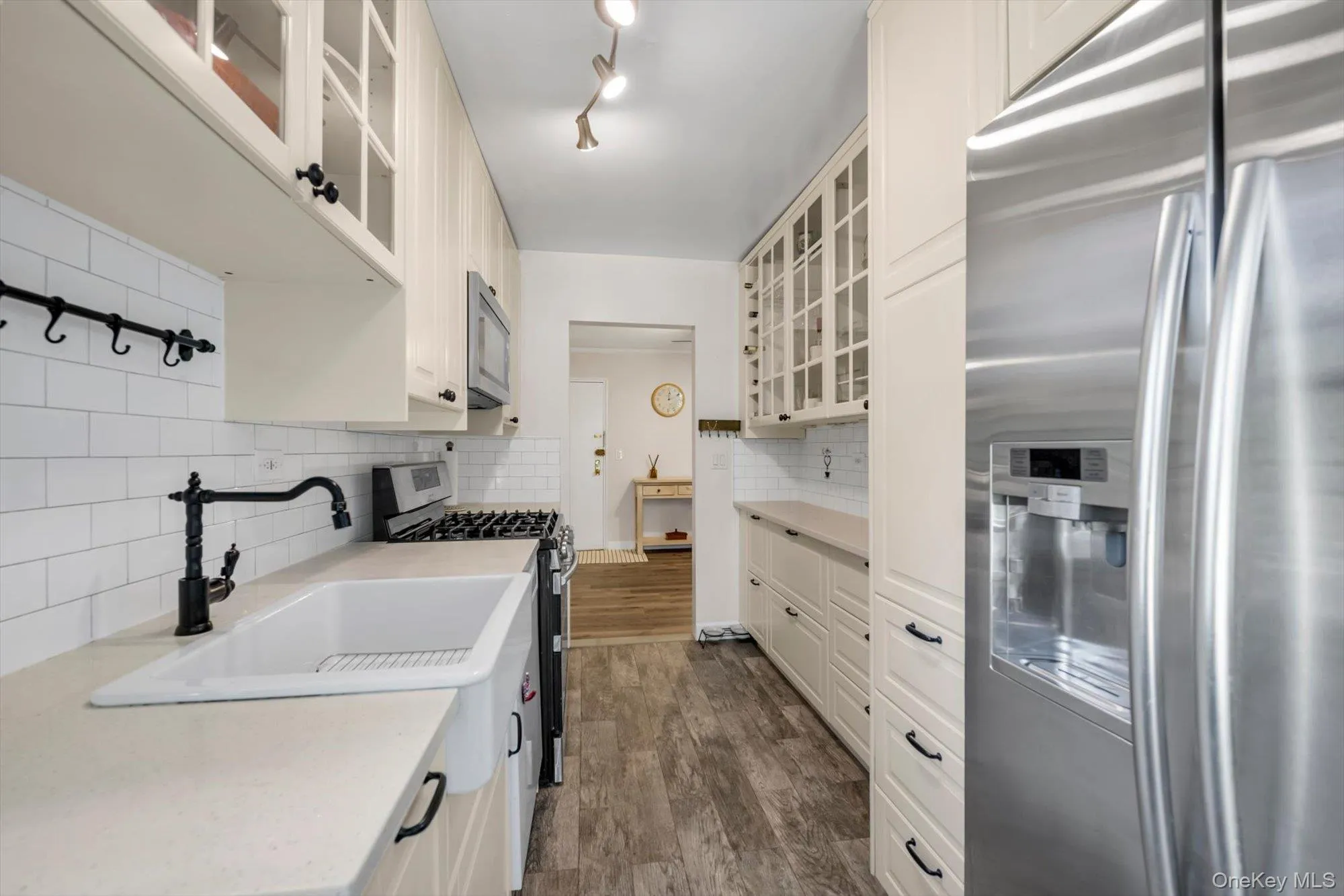 209-25 18th Avenue, New York, NY, 2 Bedrooms Bedrooms, 6 Rooms Rooms,1 BathroomBathrooms,Residential,For Rent,18th,0,1063624 209-25 18th Avenue, New York, NY, 2 Bedrooms Bedrooms, 6 Rooms Rooms,1 BathroomBathrooms,Residential,For Rent,18th,0,1063624