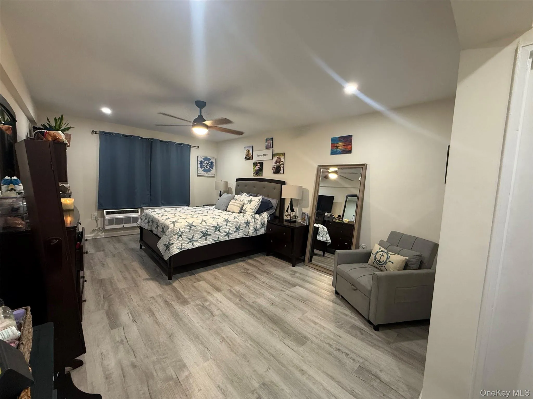 854 East Broadway, Long Beach, NY, 1 Bedroom Bedrooms, 3 Room Rooms,1 BathroomBathrooms,Residential Lease,For Rent,East Broadway,0,1063625 854 East Broadway, Long Beach, NY, 1 Bedroom Bedrooms, 3 Room Rooms,1 BathroomBathrooms,Residential Lease,For Rent,East Broadway,0,1063625