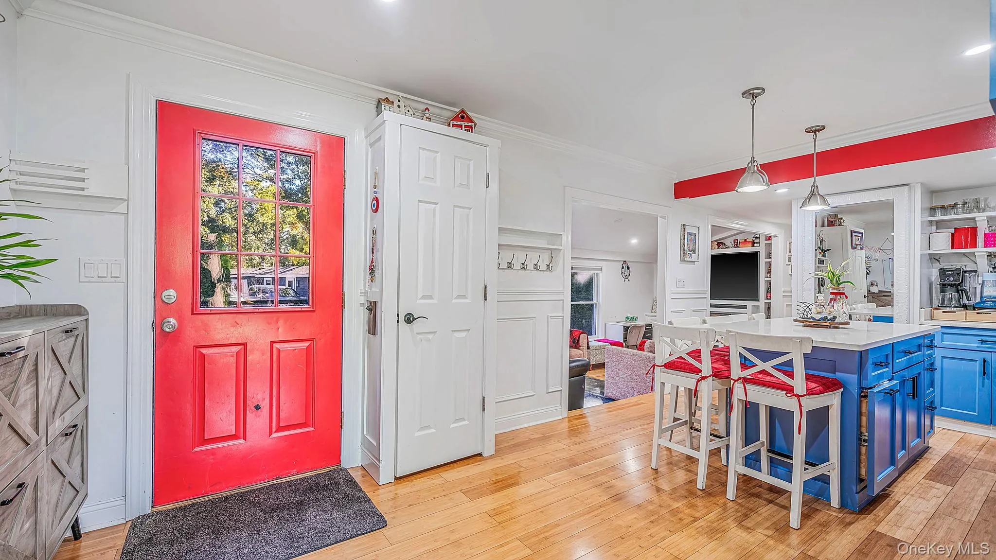 229 Montauk Highway, Southampton, NY, 2 Bedrooms Bedrooms, ,1 BathroomBathrooms,Residential,For Rent,Montauk,0,1063632 229 Montauk Highway, Southampton, NY, 2 Bedrooms Bedrooms, ,1 BathroomBathrooms,Residential,For Rent,Montauk,0,1063632