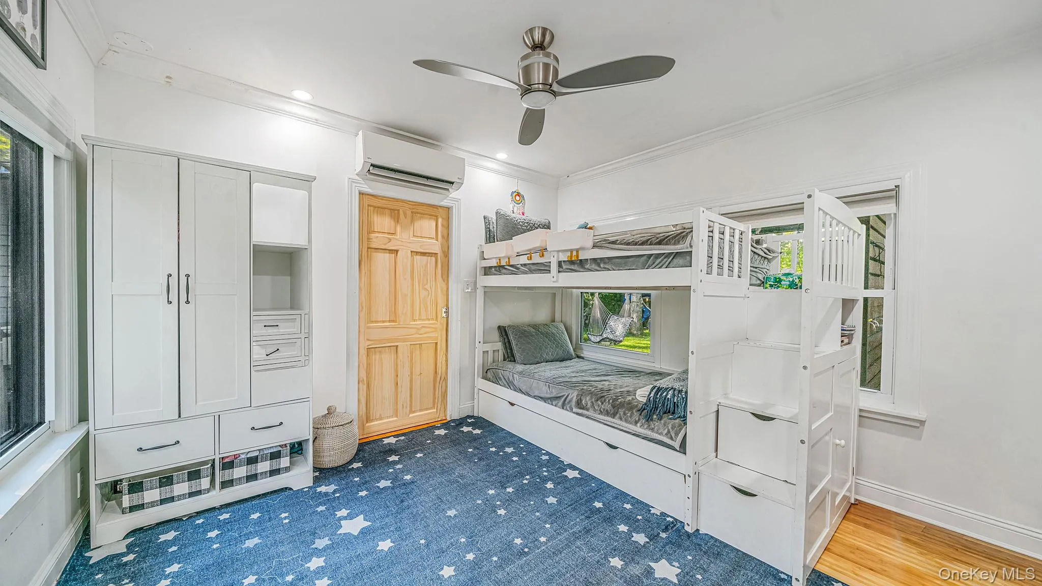 229 Montauk Highway, Southampton, NY, 2 Bedrooms Bedrooms, ,1 BathroomBathrooms,Residential,For Rent,Montauk,0,1063632 229 Montauk Highway, Southampton, NY, 2 Bedrooms Bedrooms, ,1 BathroomBathrooms,Residential,For Rent,Montauk,0,1063632