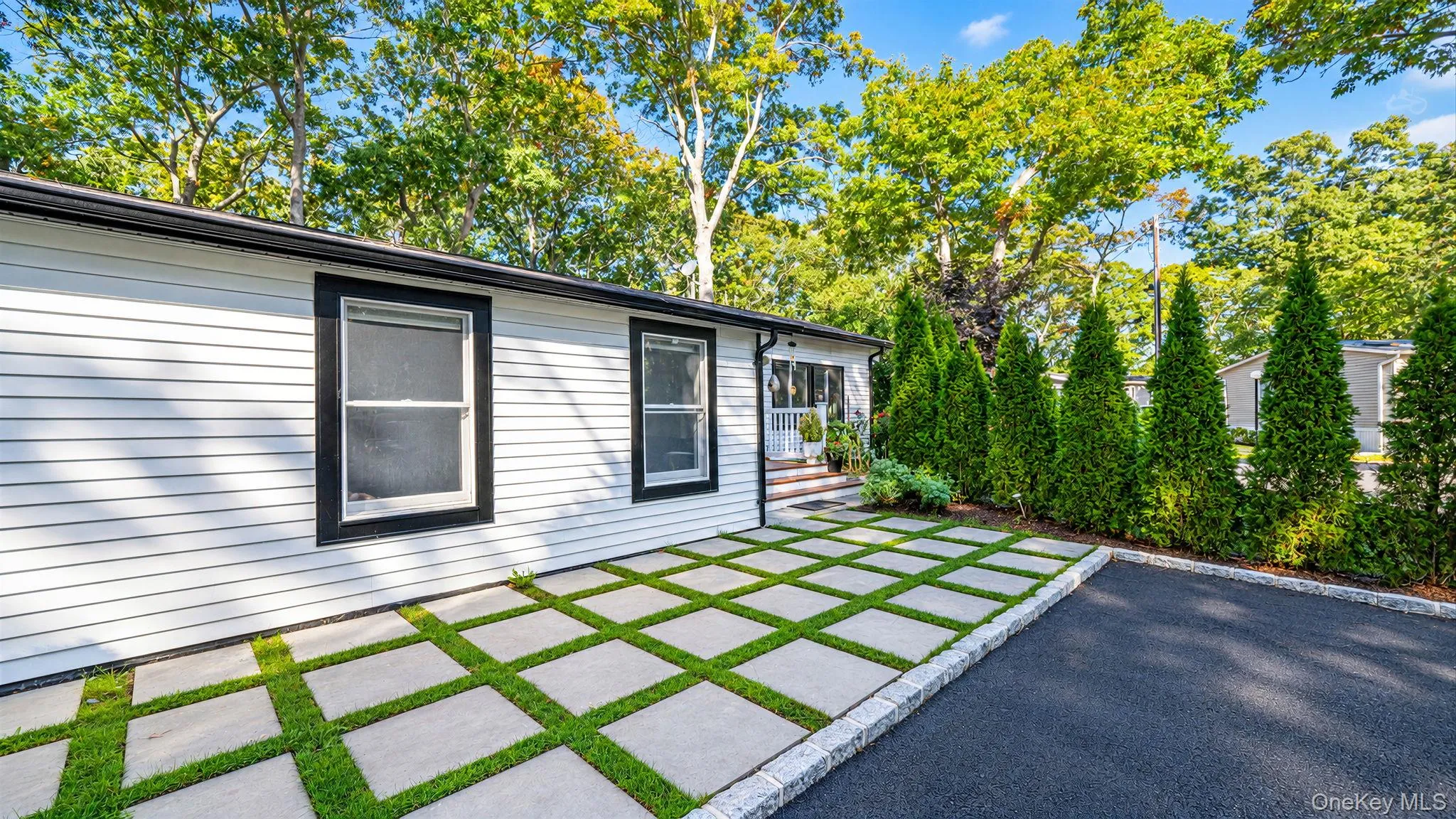 229 Montauk Highway, Southampton, NY, 2 Bedrooms Bedrooms, ,1 BathroomBathrooms,Residential,For Rent,Montauk,0,1063632 229 Montauk Highway, Southampton, NY, 2 Bedrooms Bedrooms, ,1 BathroomBathrooms,Residential,For Rent,Montauk,0,1063632