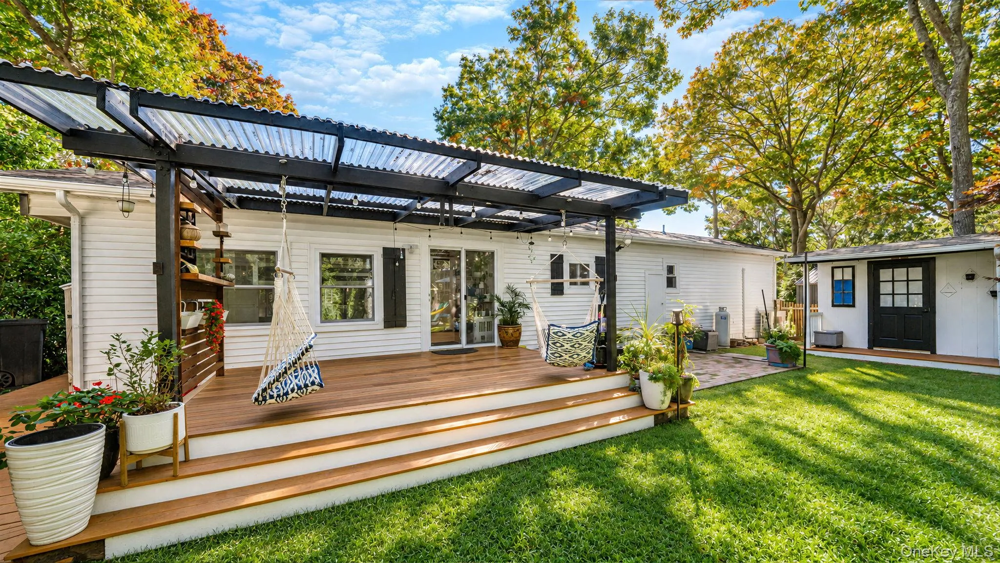 229 Montauk Highway, Southampton, NY, 2 Bedrooms Bedrooms, ,1 BathroomBathrooms,Residential,For Rent,Montauk,0,1063632 229 Montauk Highway, Southampton, NY, 2 Bedrooms Bedrooms, ,1 BathroomBathrooms,Residential,For Rent,Montauk,0,1063632