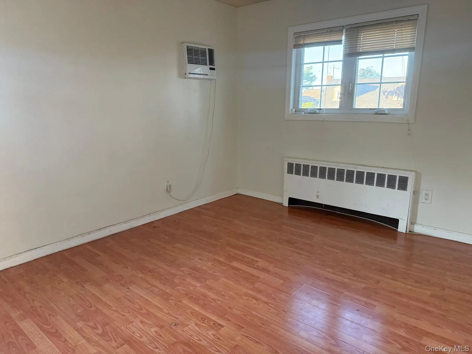 29 Jerome Avenue, Oyster Bay, NY, 4 Bedrooms Bedrooms, 7 Rooms Rooms,3 BathroomsBathrooms,Residential Lease,For Rent,Jerome,0,1063634 29 Jerome Avenue, Oyster Bay, NY, 4 Bedrooms Bedrooms, 7 Rooms Rooms,3 BathroomsBathrooms,Residential Lease,For Rent,Jerome,0,1063634
