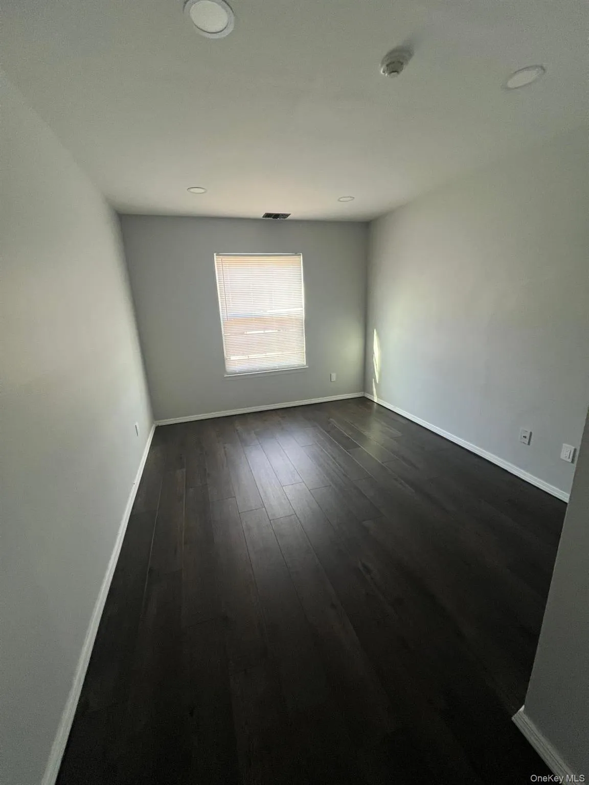 53 Fairview Circle, Brookhaven, NY, 2 Bedrooms Bedrooms, 3 Rooms Rooms,1 BathroomBathrooms,Residential Lease,For Rent,Fairview,0,1063636 53 Fairview Circle, Brookhaven, NY, 2 Bedrooms Bedrooms, 3 Rooms Rooms,1 BathroomBathrooms,Residential Lease,For Rent,Fairview,0,1063636