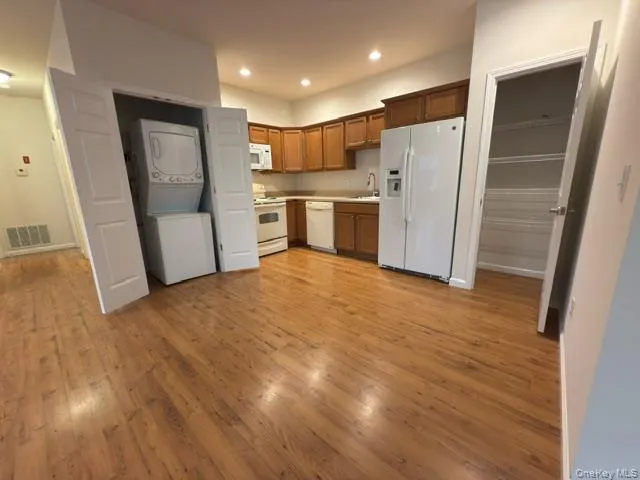 5 COREY Road, Beekman, NY, 2 Bedrooms Bedrooms, 4 Rooms Rooms,1 BathroomBathrooms,Residential Lease,For Rent,COREY,0,1063641 5 COREY Road, Beekman, NY, 2 Bedrooms Bedrooms, 4 Rooms Rooms,1 BathroomBathrooms,Residential Lease,For Rent,COREY,0,1063641