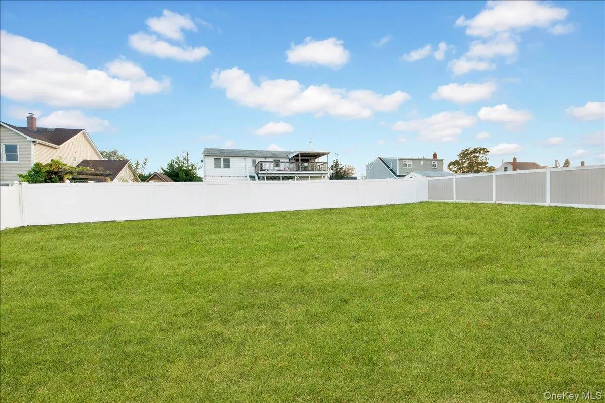 427 36th Street, Babylon, NY, 4 Bedrooms Bedrooms, 9 Rooms Rooms,3 BathroomsBathrooms,Residential,For Rent,36th,0,1063642 427 36th Street, Babylon, NY, 4 Bedrooms Bedrooms, 9 Rooms Rooms,3 BathroomsBathrooms,Residential,For Rent,36th,0,1063642