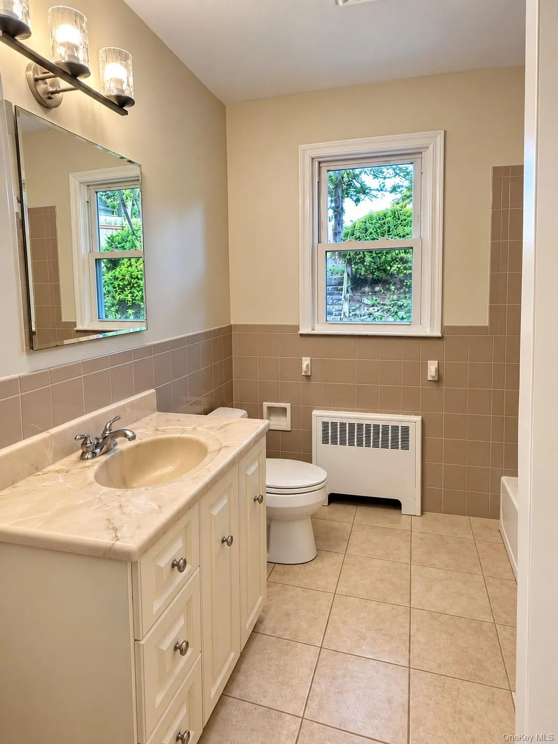 56 Harrison Drive, Huntington, NY, 3 Bedrooms Bedrooms, 8 Rooms Rooms,2 BathroomsBathrooms,Residential,For Rent,Harrison,0,1063644 56 Harrison Drive, Huntington, NY, 3 Bedrooms Bedrooms, 8 Rooms Rooms,2 BathroomsBathrooms,Residential,For Rent,Harrison,0,1063644