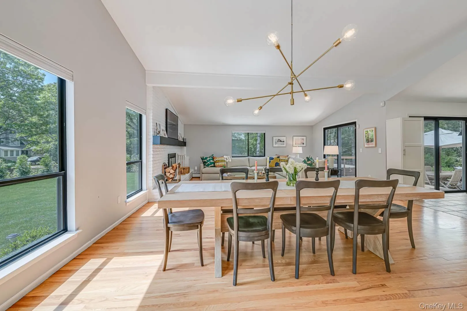 35 Montauk Boulevard, East Hampton, NY, 3 Bedrooms Bedrooms, 5 Rooms Rooms,2 BathroomsBathrooms,Residential Lease,For Rent,Montauk,0,1063646 35 Montauk Boulevard, East Hampton, NY, 3 Bedrooms Bedrooms, 5 Rooms Rooms,2 BathroomsBathrooms,Residential Lease,For Rent,Montauk,0,1063646