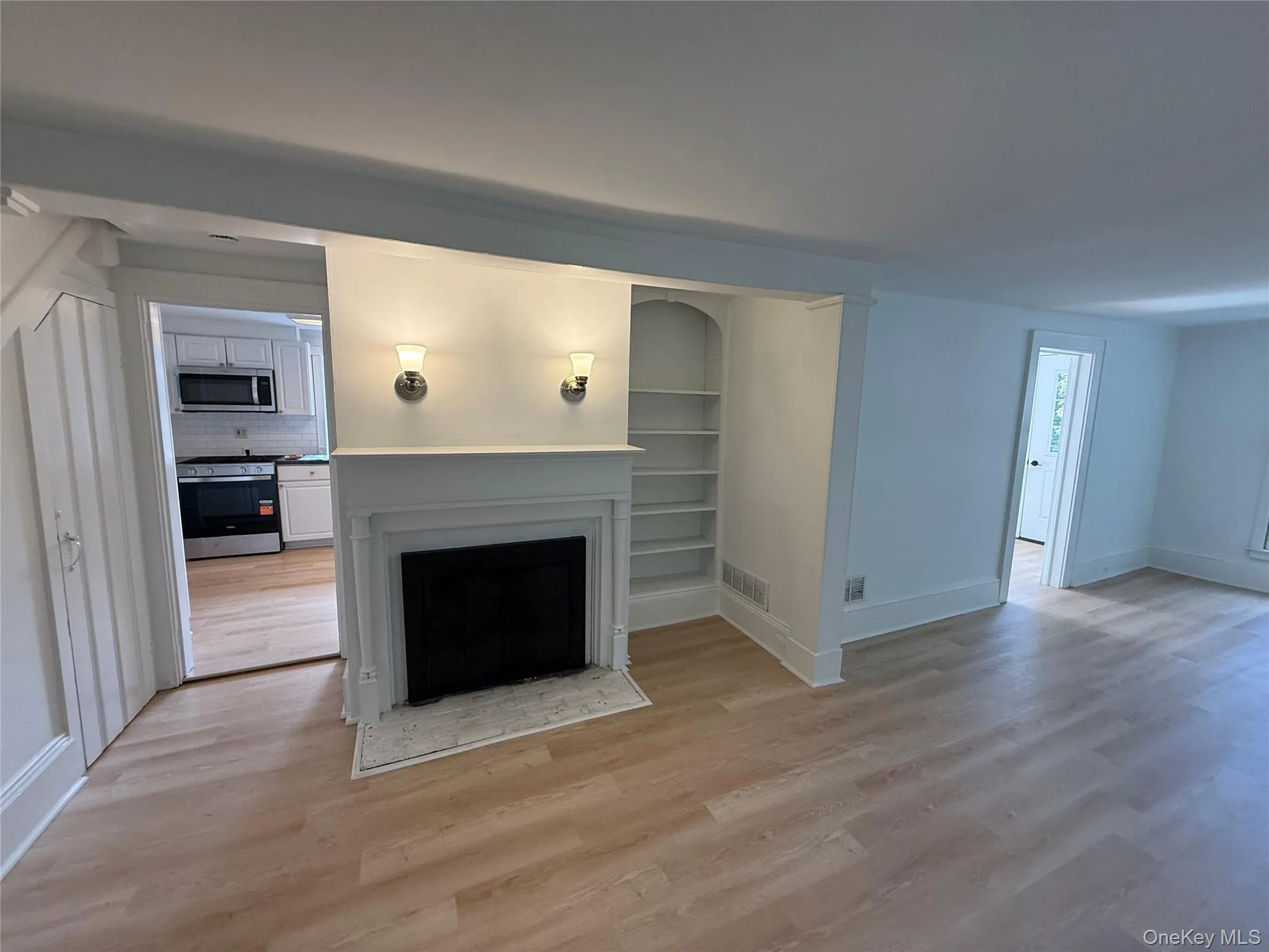 7 Suffolk Lane, Islip, NY, 4 Bedrooms Bedrooms, 8 Rooms Rooms,2 BathroomsBathrooms,Residential Lease,For Rent,Suffolk,0,1063652 7 Suffolk Lane, Islip, NY, 4 Bedrooms Bedrooms, 8 Rooms Rooms,2 BathroomsBathrooms,Residential Lease,For Rent,Suffolk,0,1063652