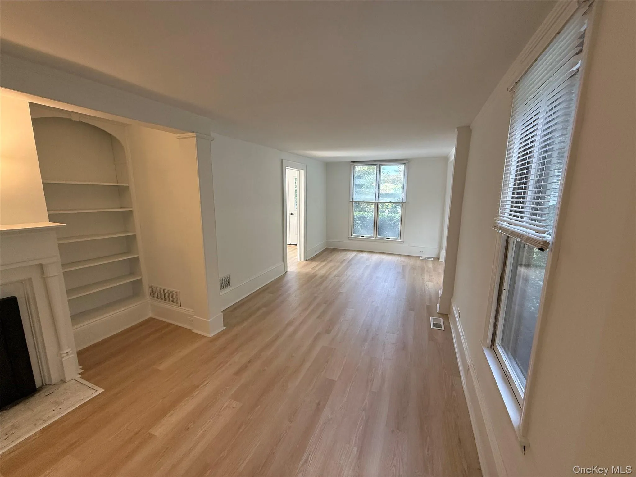 7 Suffolk Lane, Islip, NY, 4 Bedrooms Bedrooms, 8 Rooms Rooms,2 BathroomsBathrooms,Residential Lease,For Rent,Suffolk,0,1063652 7 Suffolk Lane, Islip, NY, 4 Bedrooms Bedrooms, 8 Rooms Rooms,2 BathroomsBathrooms,Residential Lease,For Rent,Suffolk,0,1063652