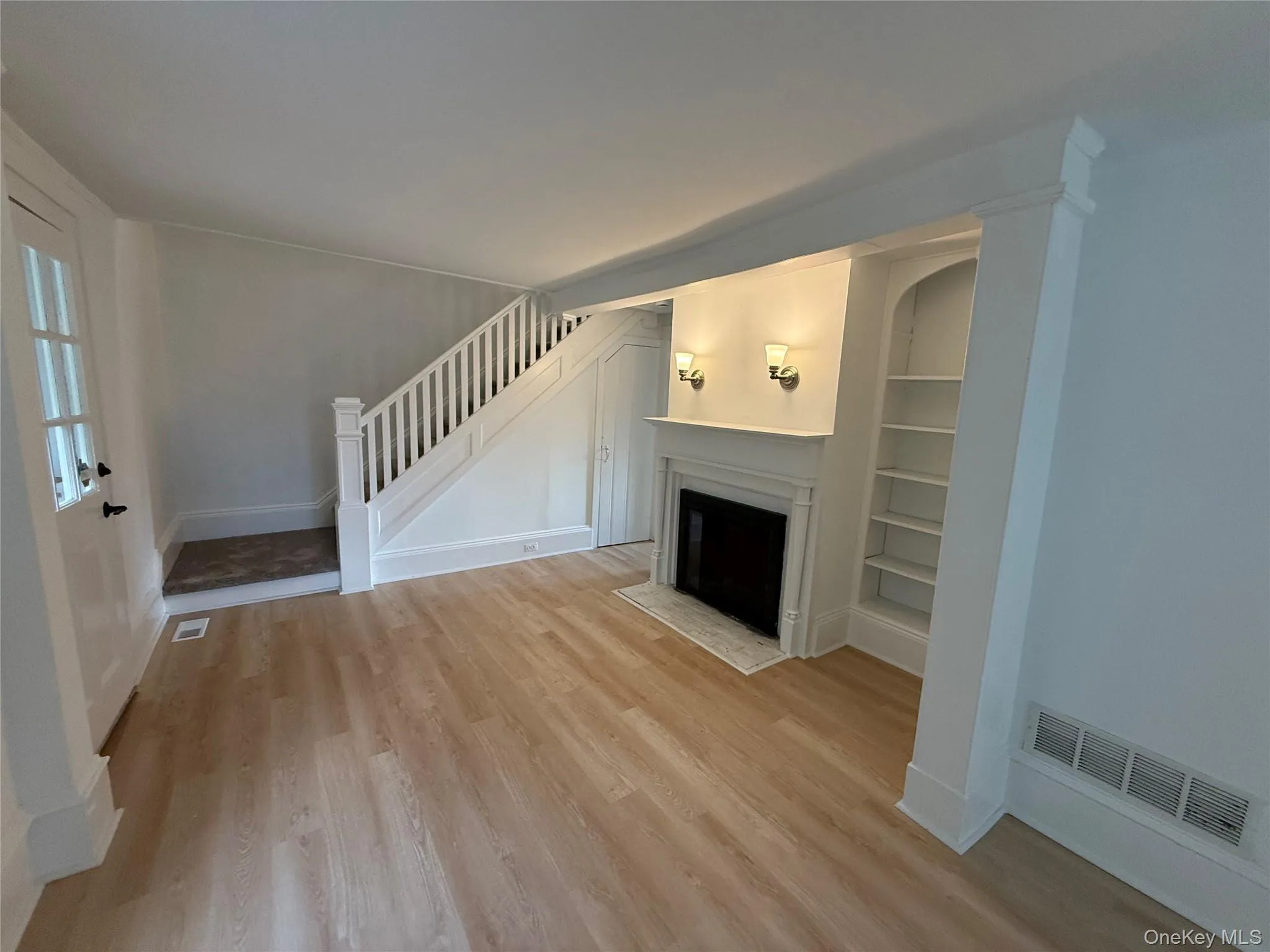 7 Suffolk Lane, Islip, NY, 4 Bedrooms Bedrooms, 8 Rooms Rooms,2 BathroomsBathrooms,Residential Lease,For Rent,Suffolk,0,1063652 7 Suffolk Lane, Islip, NY, 4 Bedrooms Bedrooms, 8 Rooms Rooms,2 BathroomsBathrooms,Residential Lease,For Rent,Suffolk,0,1063652