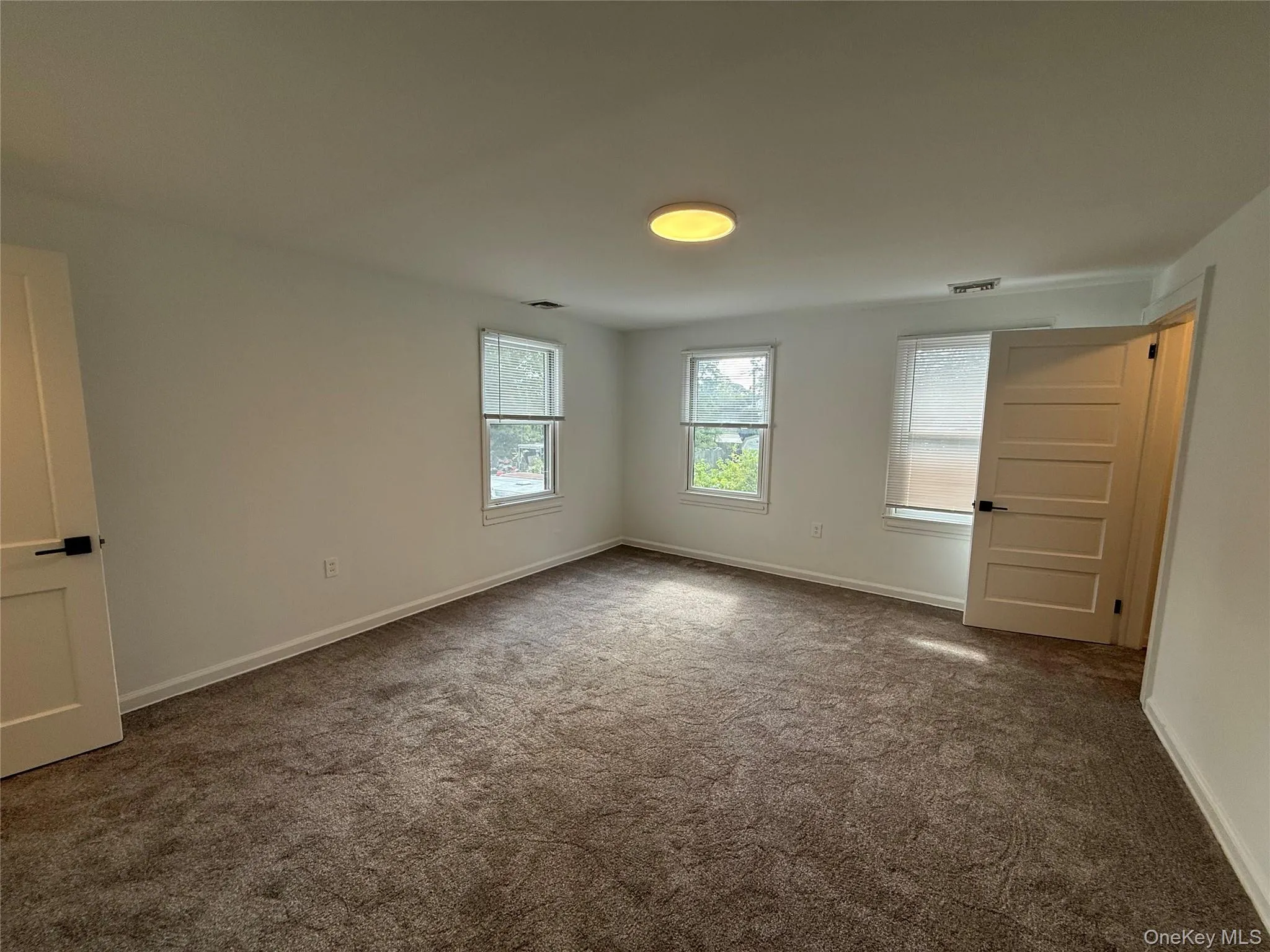7 Suffolk Lane, Islip, NY, 4 Bedrooms Bedrooms, 8 Rooms Rooms,2 BathroomsBathrooms,Residential Lease,For Rent,Suffolk,0,1063652 7 Suffolk Lane, Islip, NY, 4 Bedrooms Bedrooms, 8 Rooms Rooms,2 BathroomsBathrooms,Residential Lease,For Rent,Suffolk,0,1063652