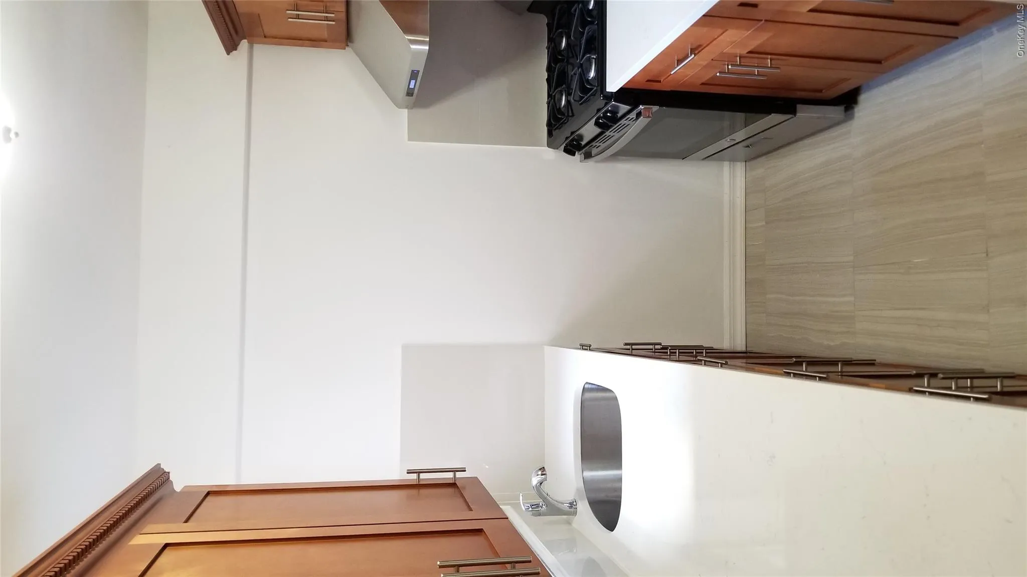 41-34 Frame Place, New York, NY, 2 Bedrooms Bedrooms, 5 Rooms Rooms,1 BathroomBathrooms,Residential,For Rent,Frame,0,1063657 41-34 Frame Place, New York, NY, 2 Bedrooms Bedrooms, 5 Rooms Rooms,1 BathroomBathrooms,Residential,For Rent,Frame,0,1063657