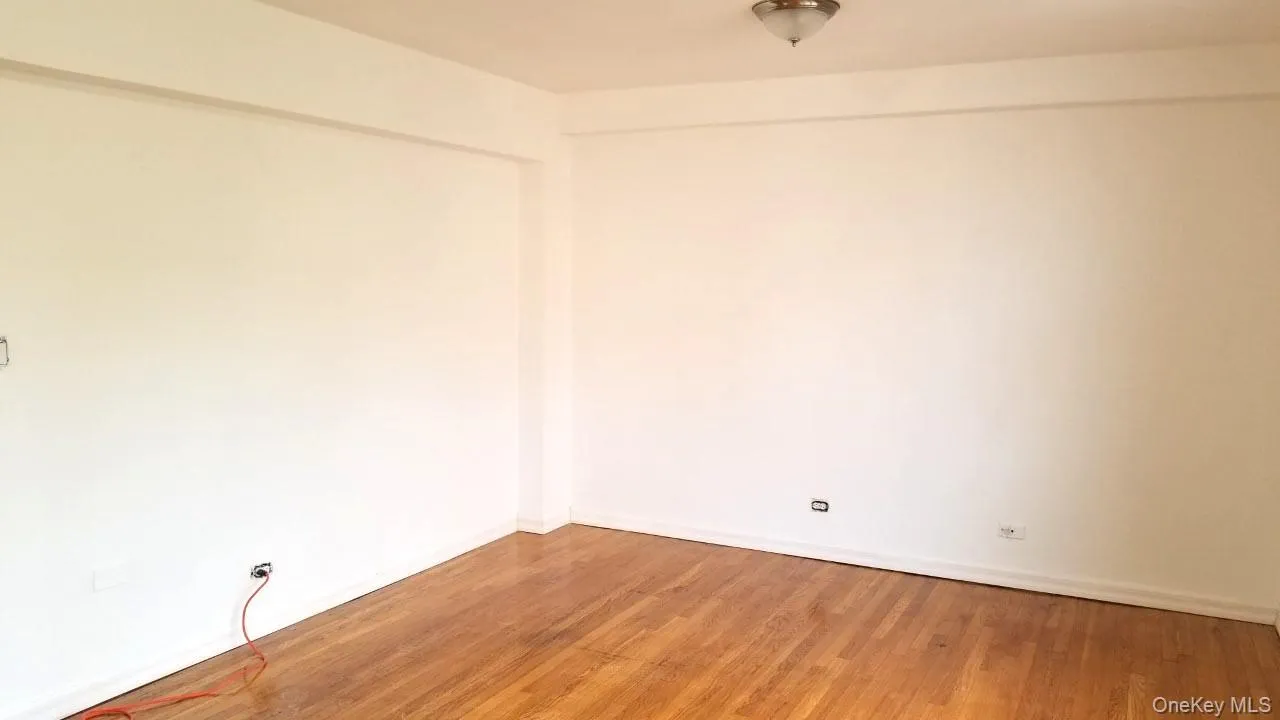 41-34 Frame Place, New York, NY, 2 Bedrooms Bedrooms, 5 Rooms Rooms,1 BathroomBathrooms,Residential,For Rent,Frame,0,1063657 41-34 Frame Place, New York, NY, 2 Bedrooms Bedrooms, 5 Rooms Rooms,1 BathroomBathrooms,Residential,For Rent,Frame,0,1063657