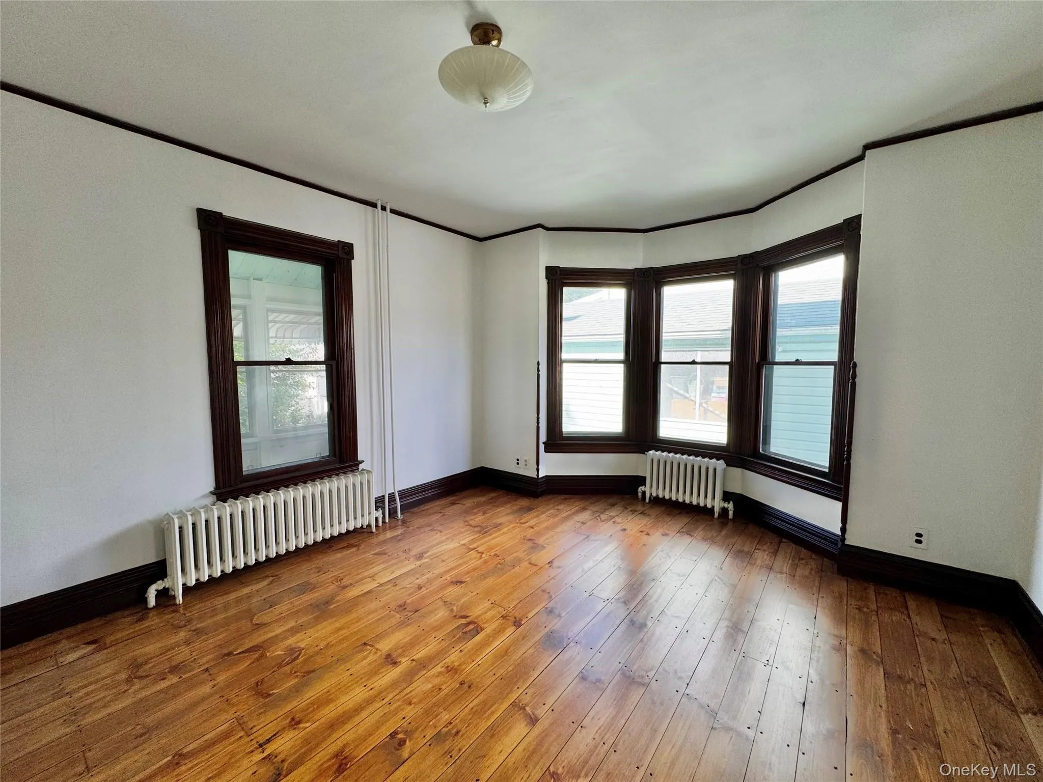 81 New Street, Catskill, NY, 3 Bedrooms Bedrooms, 8 Rooms Rooms,1 BathroomBathrooms,Residential,For Rent,New,0,1063661 81 New Street, Catskill, NY, 3 Bedrooms Bedrooms, 8 Rooms Rooms,1 BathroomBathrooms,Residential,For Rent,New,0,1063661