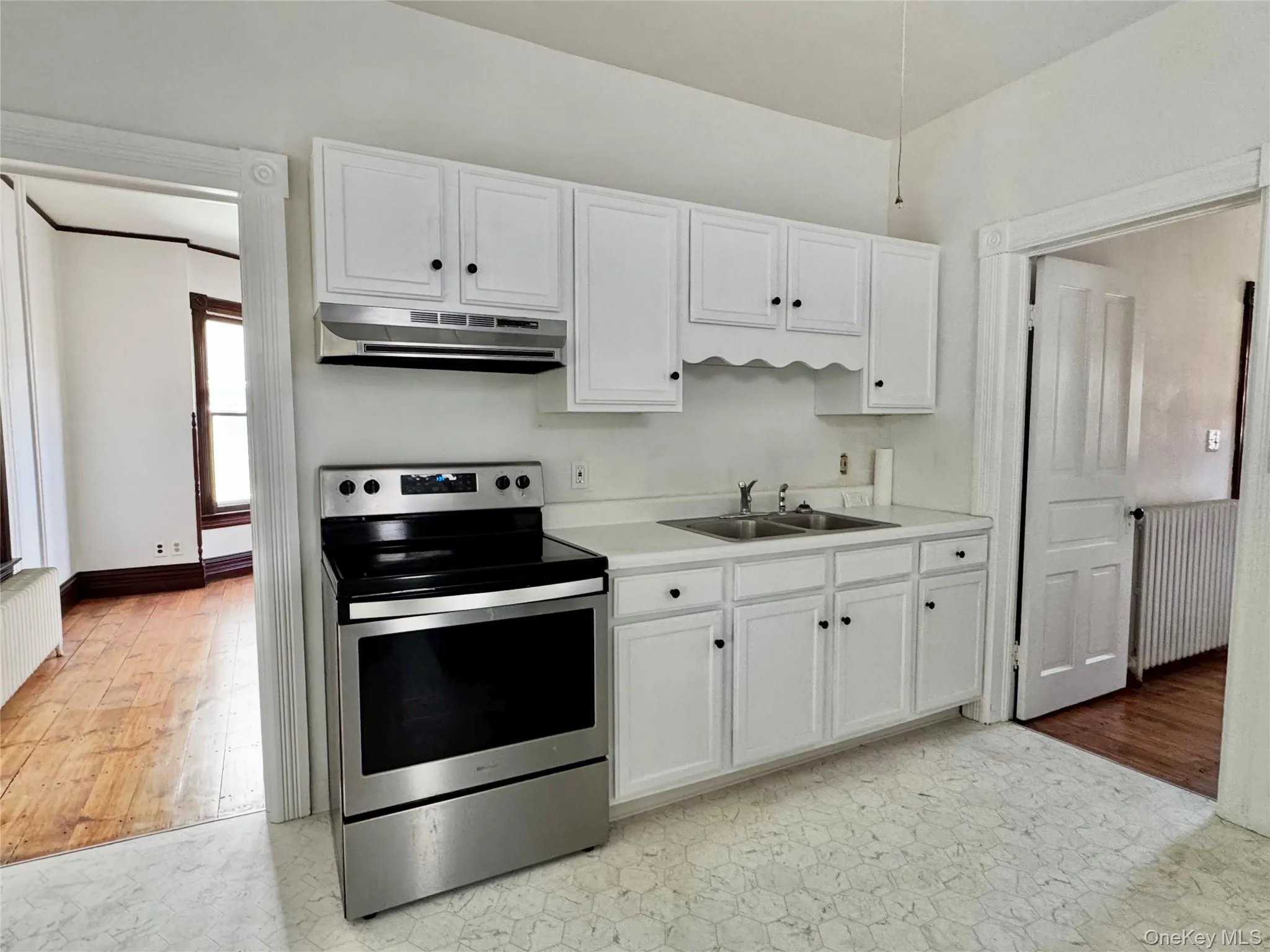 81 New Street, Catskill, NY, 3 Bedrooms Bedrooms, 8 Rooms Rooms,1 BathroomBathrooms,Residential,For Rent,New,0,1063661 81 New Street, Catskill, NY, 3 Bedrooms Bedrooms, 8 Rooms Rooms,1 BathroomBathrooms,Residential,For Rent,New,0,1063661