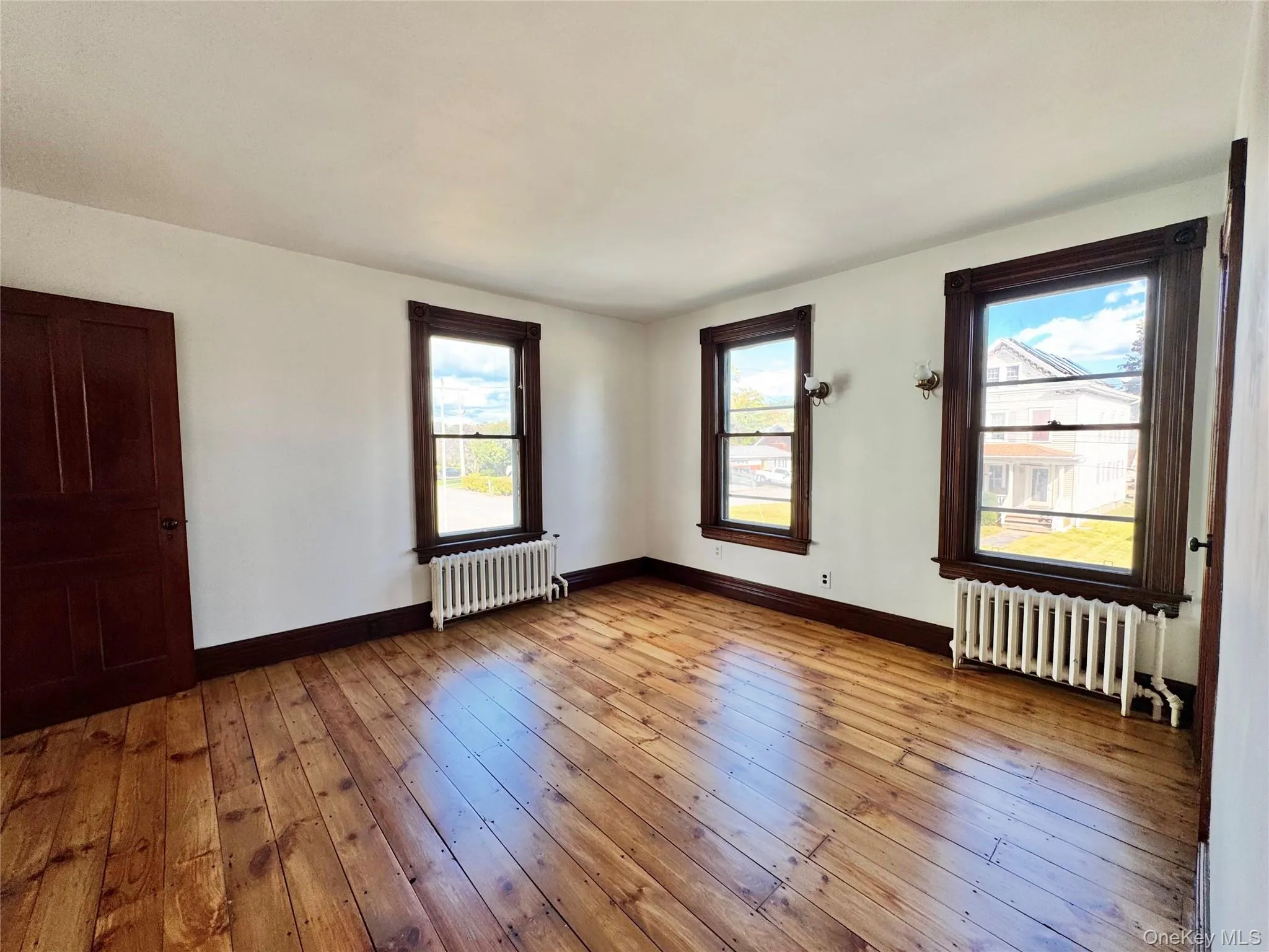 81 New Street, Catskill, NY, 3 Bedrooms Bedrooms, 8 Rooms Rooms,1 BathroomBathrooms,Residential,For Rent,New,0,1063661 81 New Street, Catskill, NY, 3 Bedrooms Bedrooms, 8 Rooms Rooms,1 BathroomBathrooms,Residential,For Rent,New,0,1063661