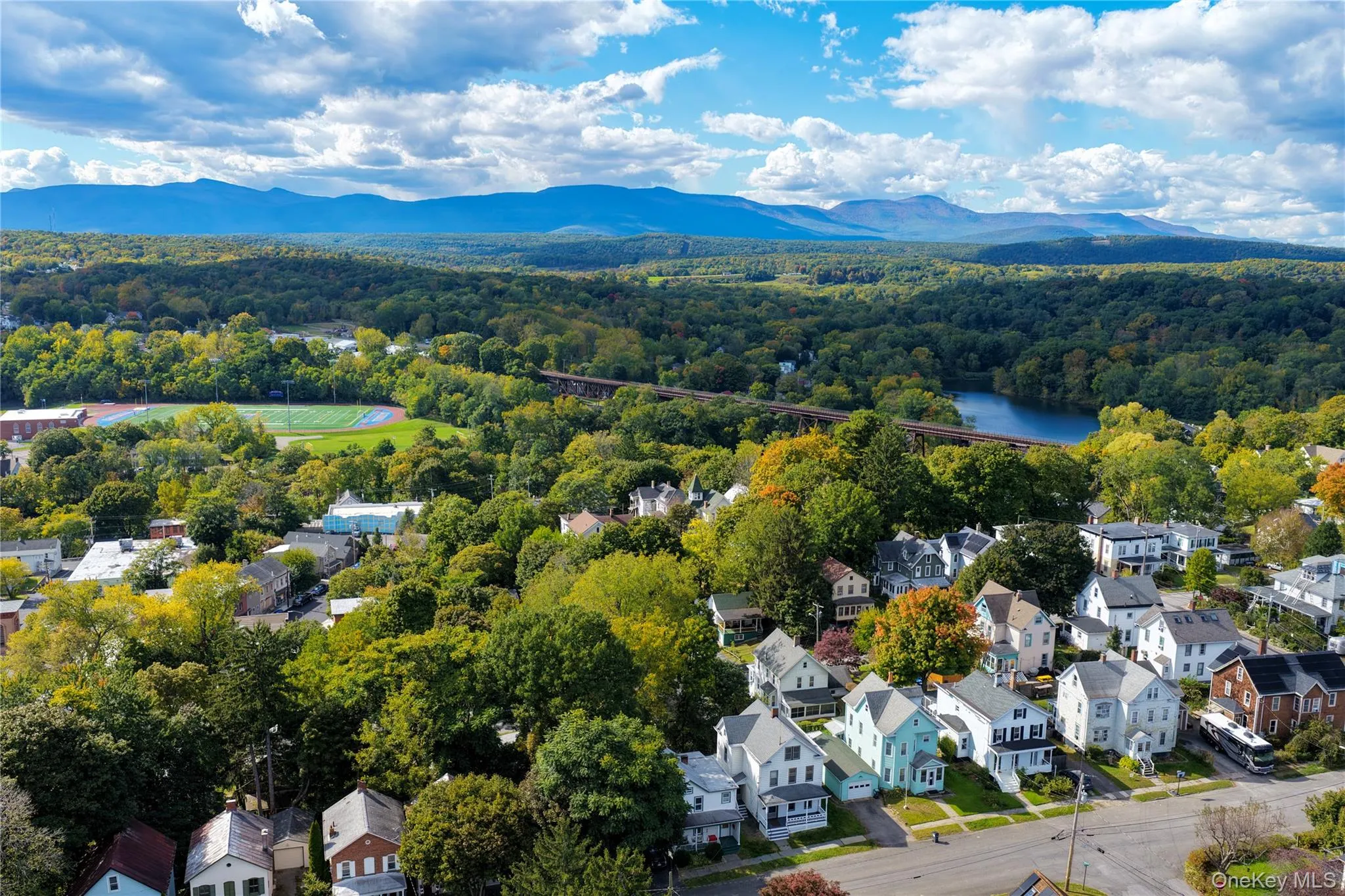 81 New Street, Catskill, NY, 3 Bedrooms Bedrooms, 8 Rooms Rooms,1 BathroomBathrooms,Residential,For Rent,New,0,1063661 81 New Street, Catskill, NY, 3 Bedrooms Bedrooms, 8 Rooms Rooms,1 BathroomBathrooms,Residential,For Rent,New,0,1063661