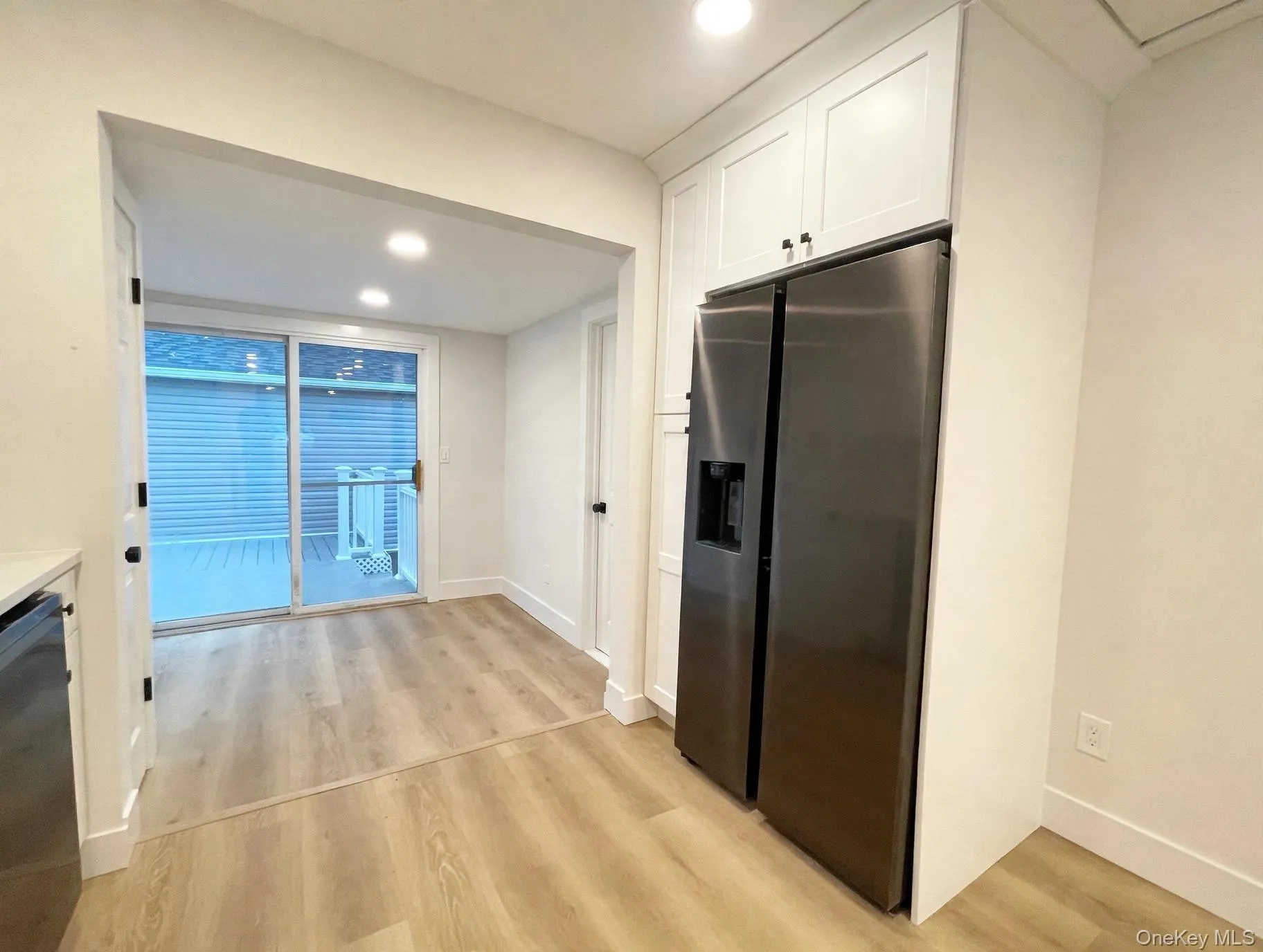 4 Garfield Court, Smithtown, NY, 2 Bedrooms Bedrooms, 5 Rooms Rooms,1 BathroomBathrooms,Residential,For Rent,Garfield,0,1063663 4 Garfield Court, Smithtown, NY, 2 Bedrooms Bedrooms, 5 Rooms Rooms,1 BathroomBathrooms,Residential,For Rent,Garfield,0,1063663