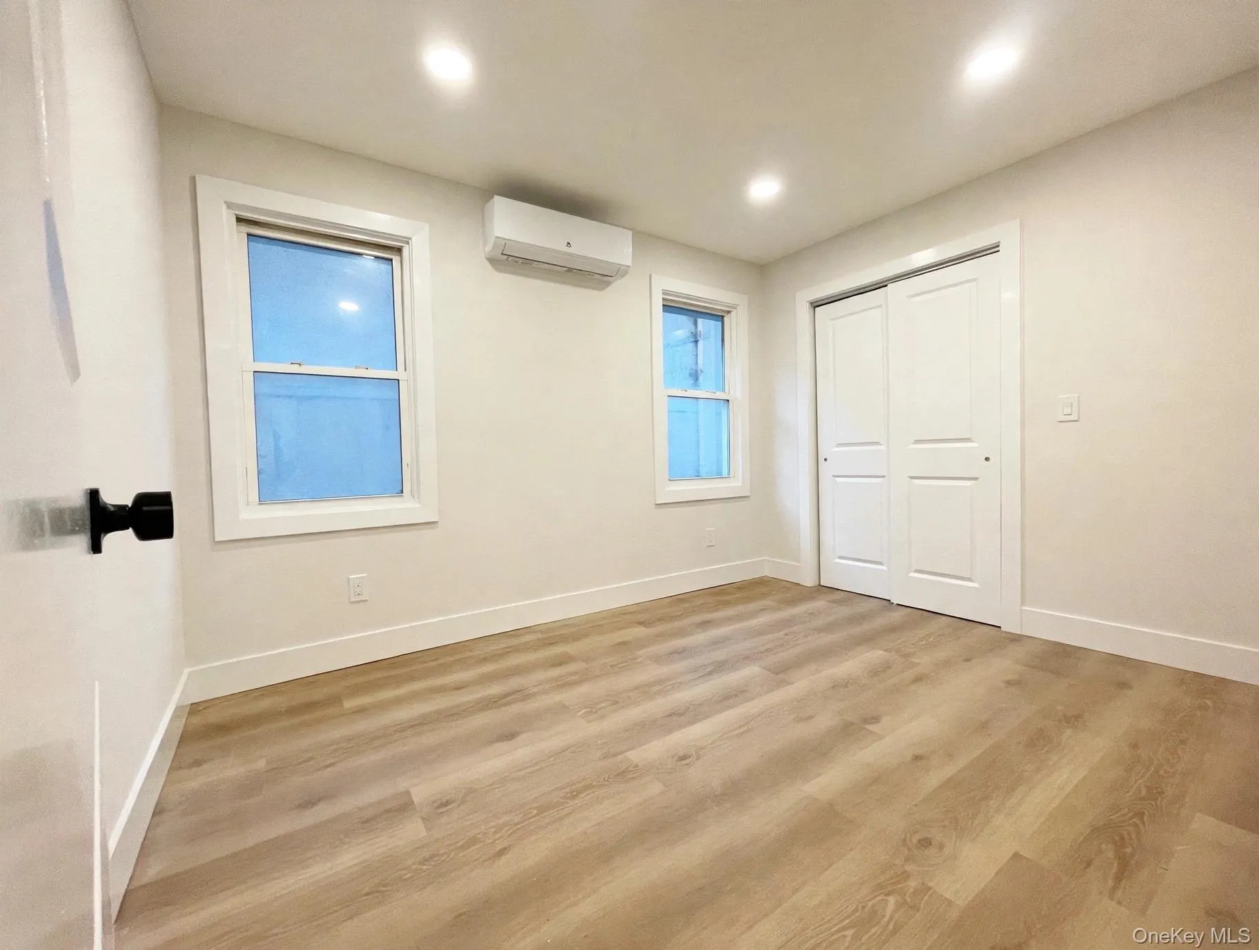 4 Garfield Court, Smithtown, NY, 2 Bedrooms Bedrooms, 5 Rooms Rooms,1 BathroomBathrooms,Residential,For Rent,Garfield,0,1063663 4 Garfield Court, Smithtown, NY, 2 Bedrooms Bedrooms, 5 Rooms Rooms,1 BathroomBathrooms,Residential,For Rent,Garfield,0,1063663