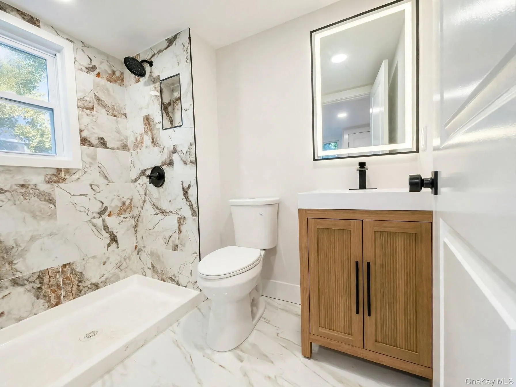 4 Garfield Court, Smithtown, NY, 2 Bedrooms Bedrooms, 5 Rooms Rooms,1 BathroomBathrooms,Residential,For Rent,Garfield,0,1063663 4 Garfield Court, Smithtown, NY, 2 Bedrooms Bedrooms, 5 Rooms Rooms,1 BathroomBathrooms,Residential,For Rent,Garfield,0,1063663