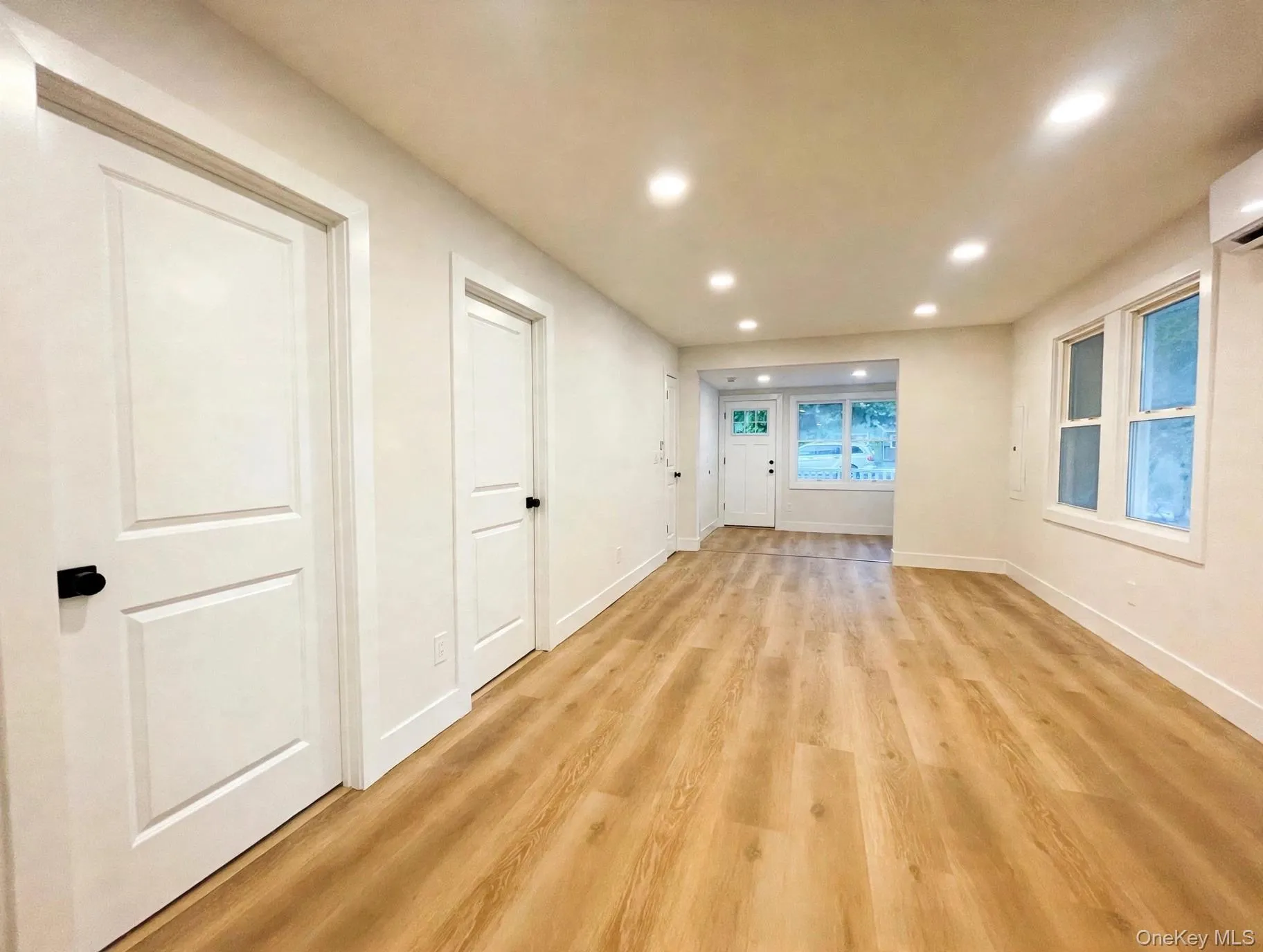 4 Garfield Court, Smithtown, NY, 2 Bedrooms Bedrooms, 5 Rooms Rooms,1 BathroomBathrooms,Residential,For Rent,Garfield,0,1063663 4 Garfield Court, Smithtown, NY, 2 Bedrooms Bedrooms, 5 Rooms Rooms,1 BathroomBathrooms,Residential,For Rent,Garfield,0,1063663