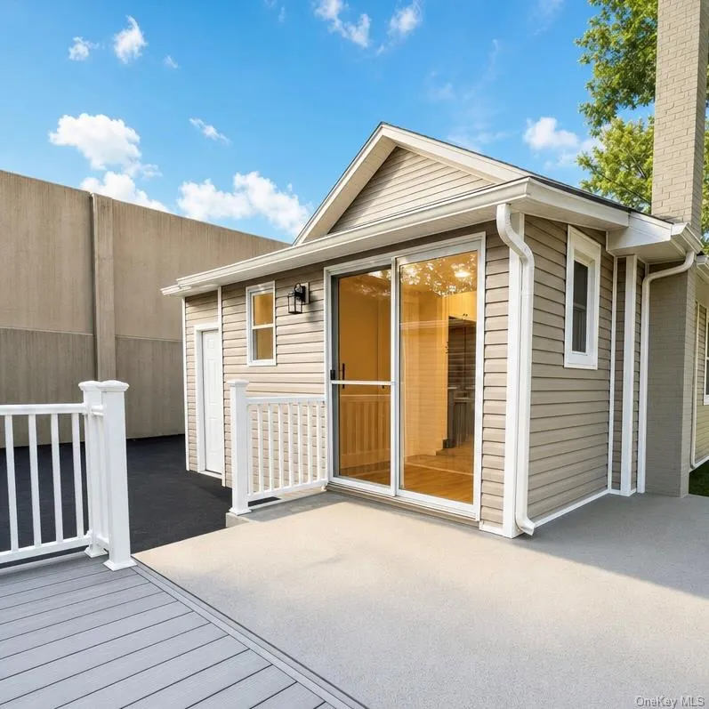 4 Garfield Court, Smithtown, NY, 2 Bedrooms Bedrooms, 5 Rooms Rooms,1 BathroomBathrooms,Residential,For Rent,Garfield,0,1063663 4 Garfield Court, Smithtown, NY, 2 Bedrooms Bedrooms, 5 Rooms Rooms,1 BathroomBathrooms,Residential,For Rent,Garfield,0,1063663
