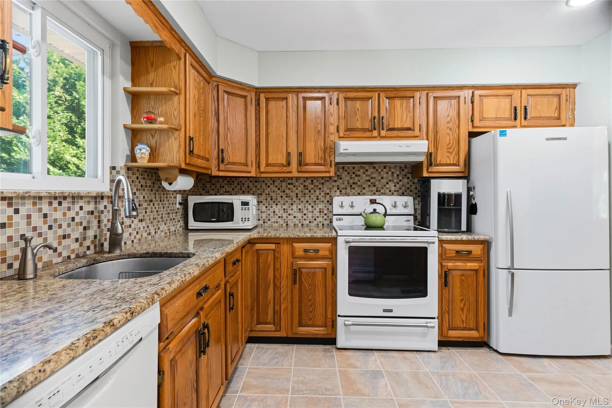 37 Bellecrest Avenue, Huntington, NY, 4 Bedrooms Bedrooms, 8 Rooms Rooms,3 BathroomsBathrooms,Residential,For Rent,Bellecrest,0,1063667 37 Bellecrest Avenue, Huntington, NY, 4 Bedrooms Bedrooms, 8 Rooms Rooms,3 BathroomsBathrooms,Residential,For Rent,Bellecrest,0,1063667