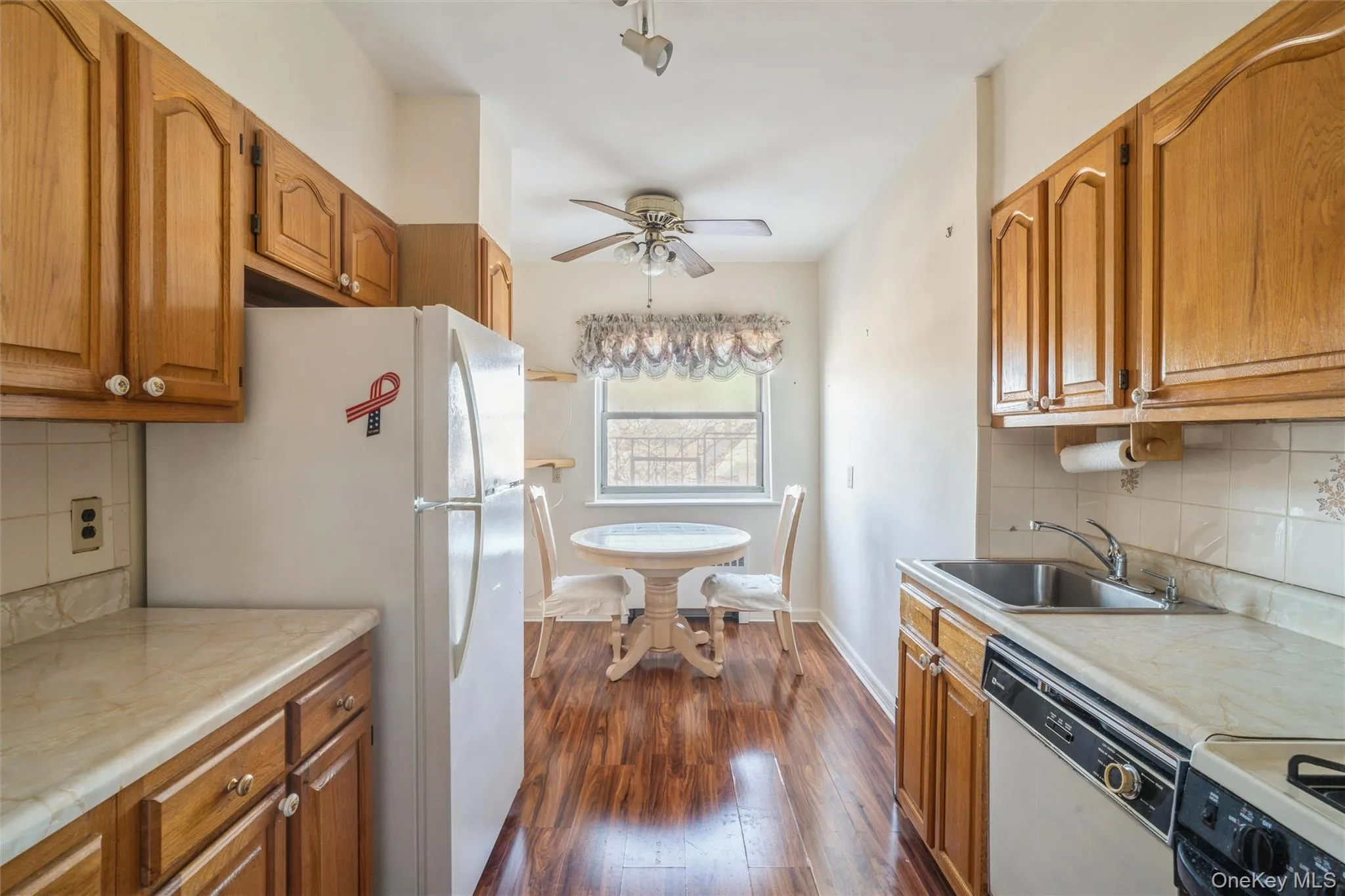 138-11 Beach Channel Drive, New York, NY, 1 Bedroom Bedrooms, 3 Rooms Rooms,1 BathroomBathrooms,Residential,For Rent,Beach Channel,0,1063669 138-11 Beach Channel Drive, New York, NY, 1 Bedroom Bedrooms, 3 Rooms Rooms,1 BathroomBathrooms,Residential,For Rent,Beach Channel,0,1063669