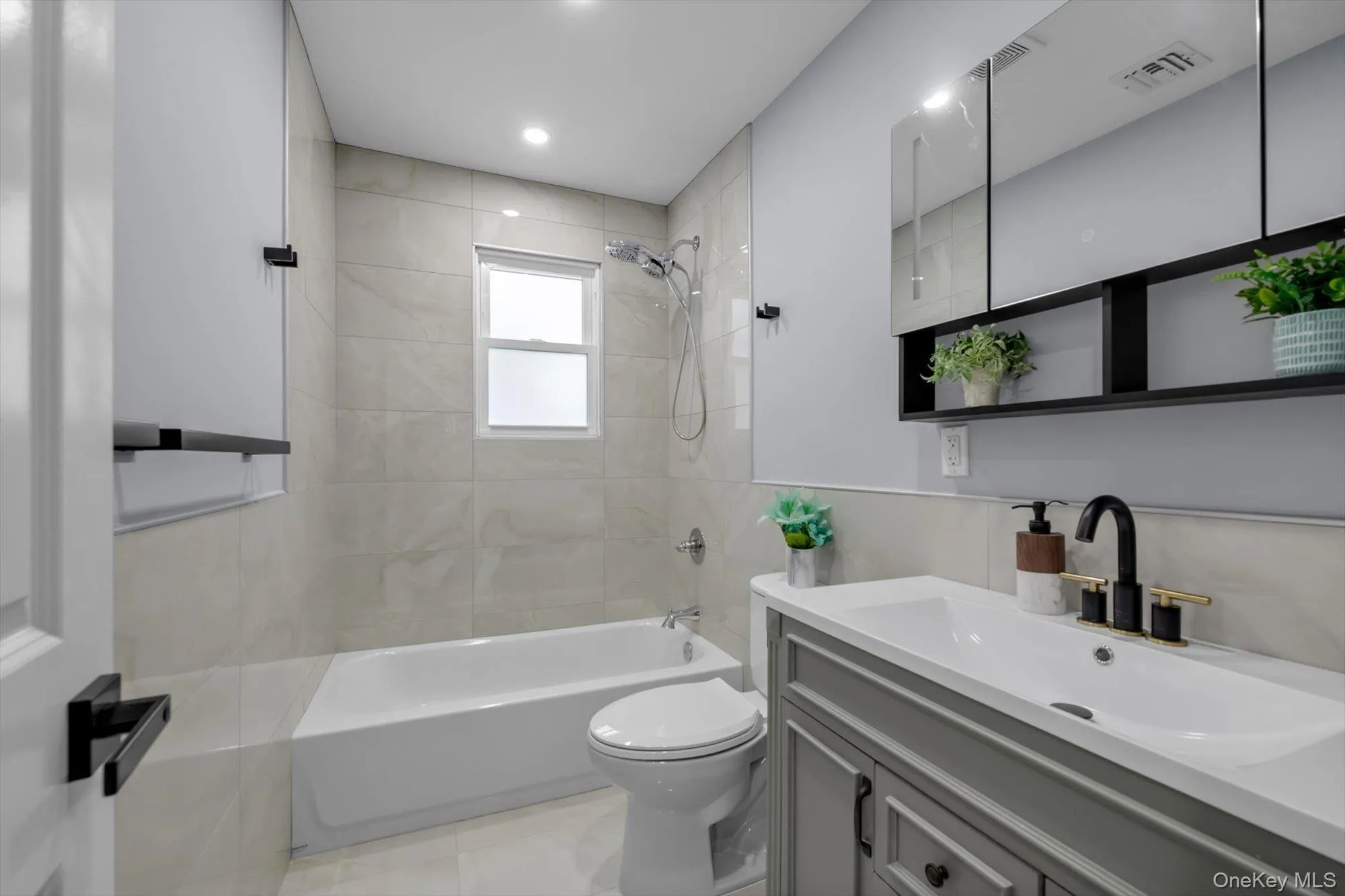 14626 20th Road, New York, NY, 4 Bedrooms Bedrooms, 9 Rooms Rooms,2 BathroomsBathrooms,Residential,For Rent,20th,0,1063676 14626 20th Road, New York, NY, 4 Bedrooms Bedrooms, 9 Rooms Rooms,2 BathroomsBathrooms,Residential,For Rent,20th,0,1063676