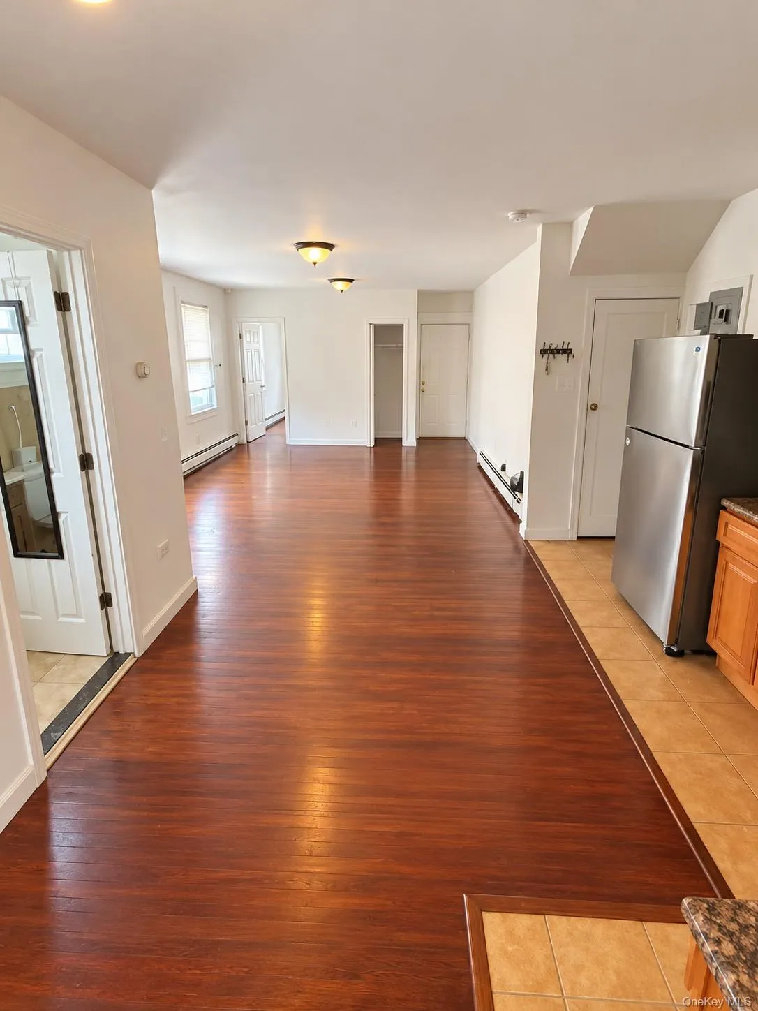 587 Southern Parkway, Hempstead, NY, 3 Bedrooms Bedrooms, 6 Rooms Rooms,1 BathroomBathrooms,Residential Lease,For Rent,Southern,0,1063694 587 Southern Parkway, Hempstead, NY, 3 Bedrooms Bedrooms, 6 Rooms Rooms,1 BathroomBathrooms,Residential Lease,For Rent,Southern,0,1063694
