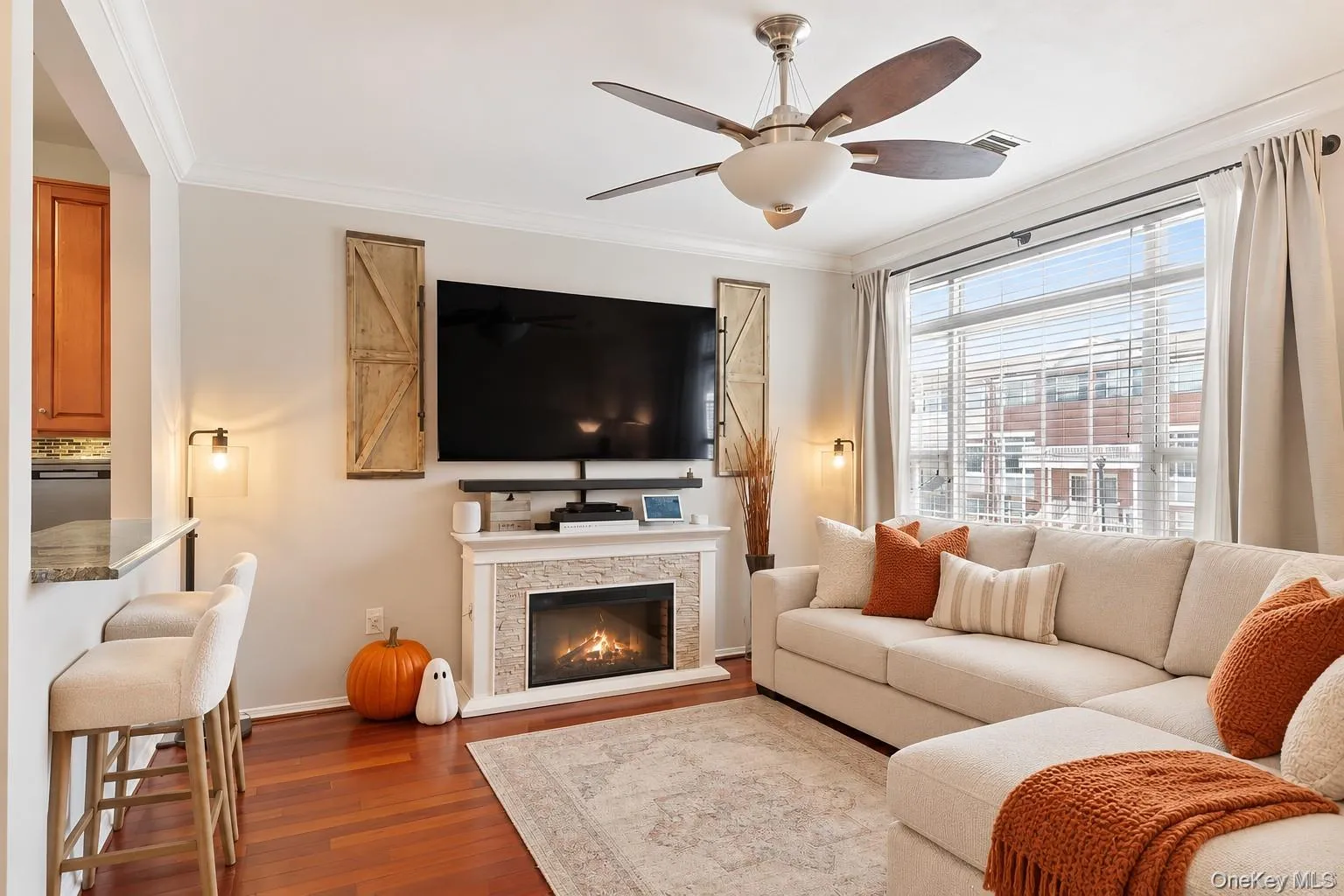 126 Beacon Lane, New York, NY, 3 Bedrooms Bedrooms, 7 Rooms Rooms,2 BathroomsBathrooms,Residential,For Rent,Beacon,0,1063695 126 Beacon Lane, New York, NY, 3 Bedrooms Bedrooms, 7 Rooms Rooms,2 BathroomsBathrooms,Residential,For Rent,Beacon,0,1063695
