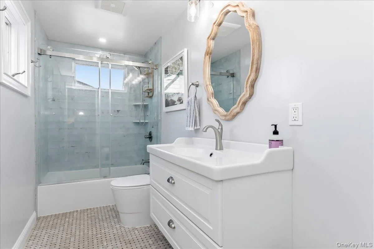 8 Woodland Road, Hempstead, NY, 3 Bedrooms Bedrooms, 7 Rooms Rooms,3 BathroomsBathrooms,Residential,For Rent,Woodland,0,1063711 8 Woodland Road, Hempstead, NY, 3 Bedrooms Bedrooms, 7 Rooms Rooms,3 BathroomsBathrooms,Residential,For Rent,Woodland,0,1063711