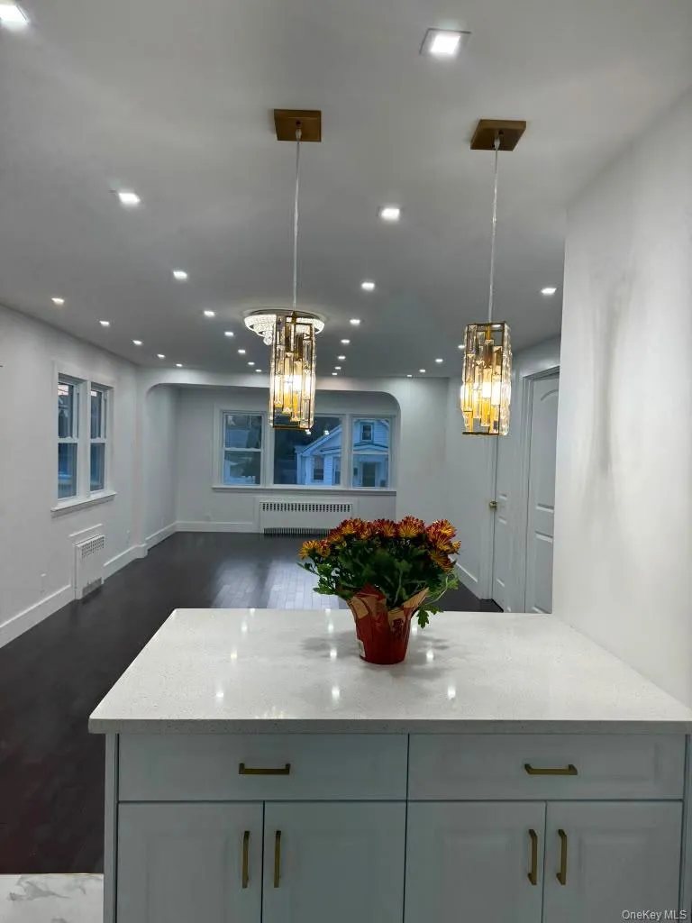 57 Catherine Avenue, Hempstead, NY, 3 Bedrooms Bedrooms, 7 Rooms Rooms,1 BathroomBathrooms,Residential,For Rent,Catherine,0,1063715 57 Catherine Avenue, Hempstead, NY, 3 Bedrooms Bedrooms, 7 Rooms Rooms,1 BathroomBathrooms,Residential,For Rent,Catherine,0,1063715
