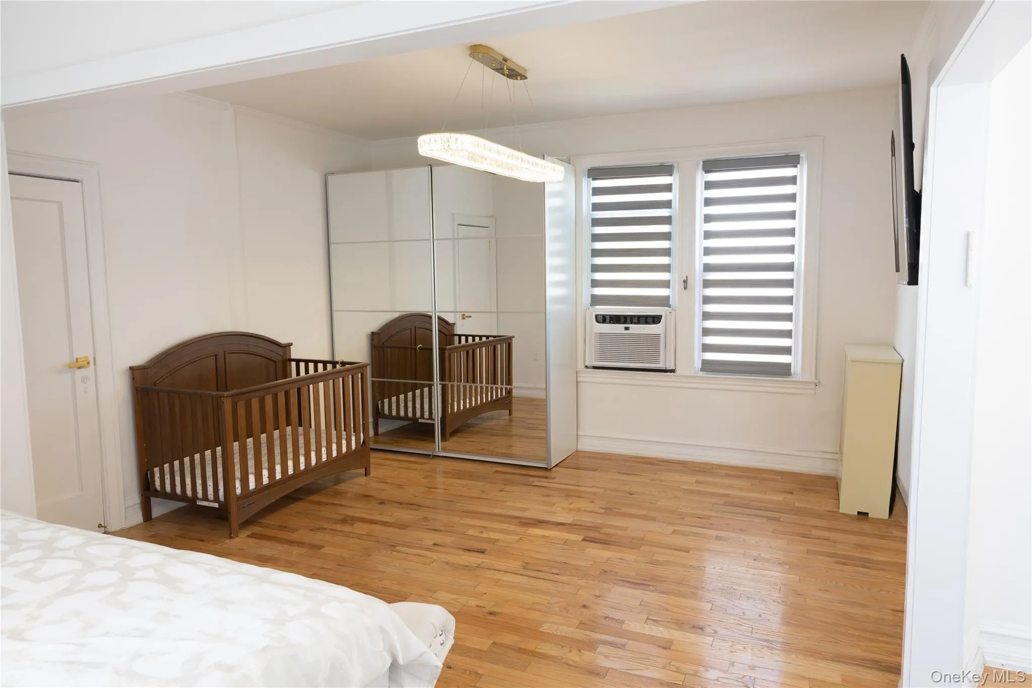 173 Beaumont Street, New York, NY, 3 Bedrooms Bedrooms, 7 Rooms Rooms,3 BathroomsBathrooms,Residential,For Rent,Beaumont,0,1063716 173 Beaumont Street, New York, NY, 3 Bedrooms Bedrooms, 7 Rooms Rooms,3 BathroomsBathrooms,Residential,For Rent,Beaumont,0,1063716
