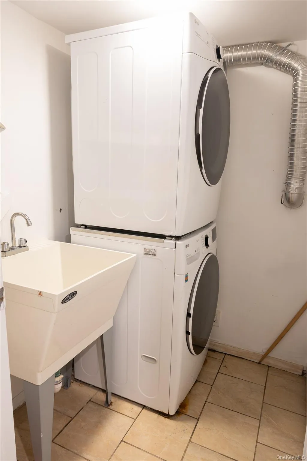 Basement Laundry Room Basement Laundry Room