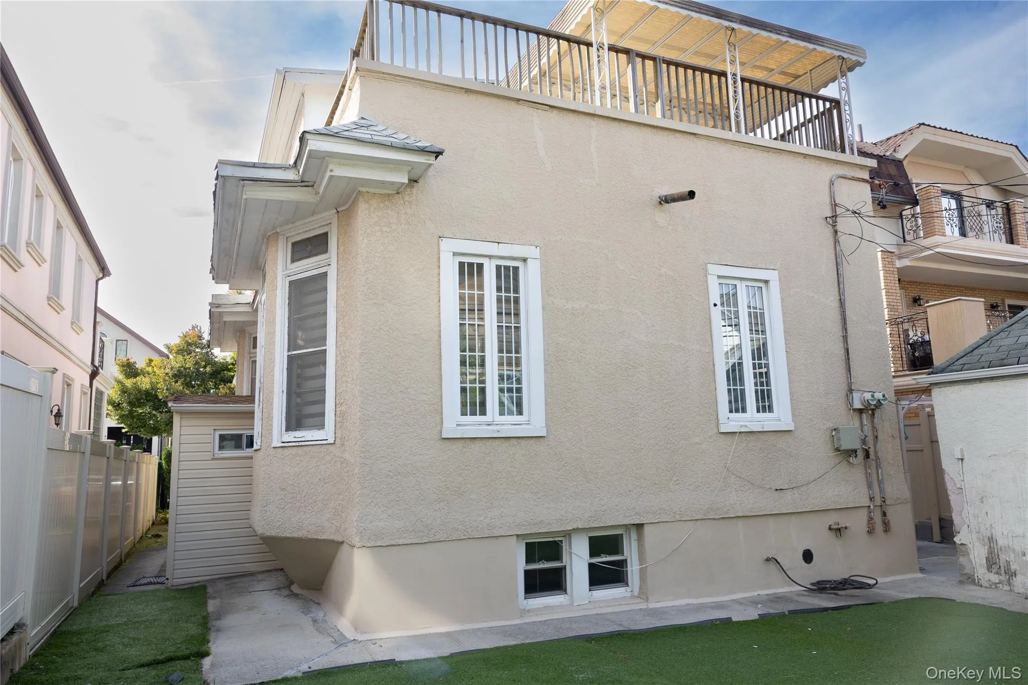 173 Beaumont Street, New York, NY, 3 Bedrooms Bedrooms, 7 Rooms Rooms,3 BathroomsBathrooms,Residential,For Rent,Beaumont,0,1063716 173 Beaumont Street, New York, NY, 3 Bedrooms Bedrooms, 7 Rooms Rooms,3 BathroomsBathrooms,Residential,For Rent,Beaumont,0,1063716