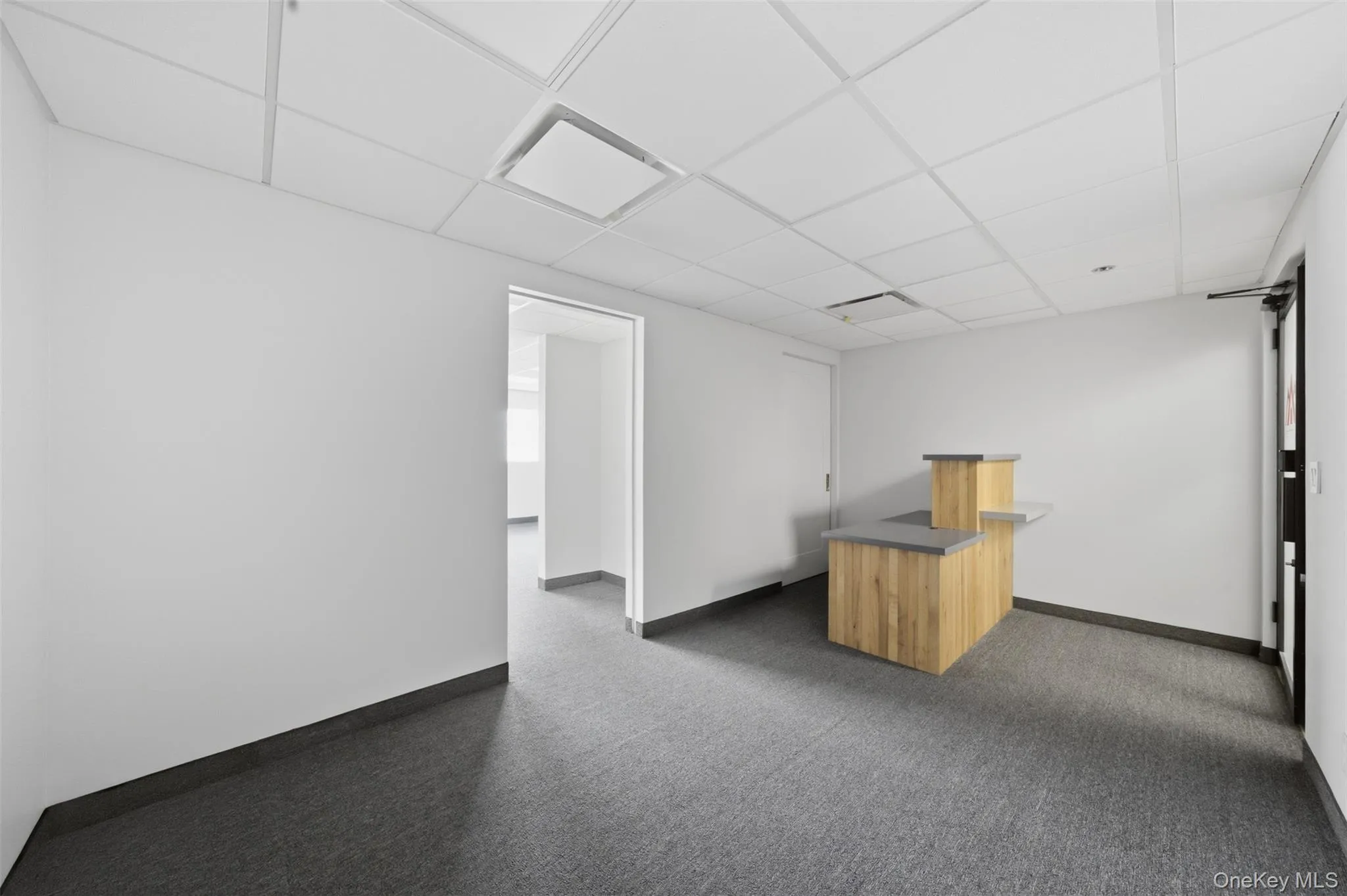 6600 Borden Avenue, New York, NY, ,Commercial Lease,For Rent,Borden,0,1063728 6600 Borden Avenue, New York, NY, ,Commercial Lease,For Rent,Borden,0,1063728