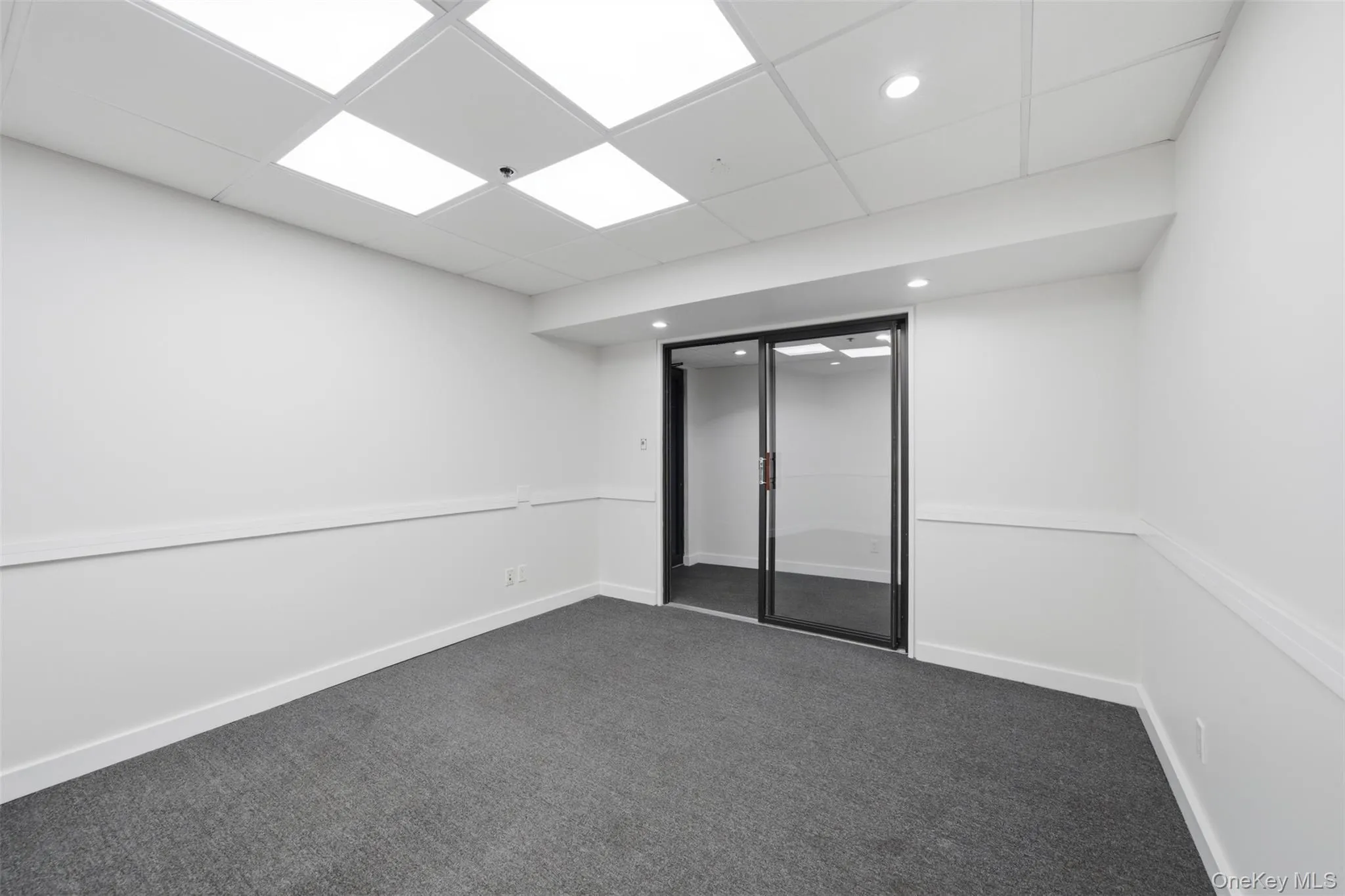 6600 Borden Avenue, New York, NY, ,Commercial Lease,For Rent,Borden,0,1063728 6600 Borden Avenue, New York, NY, ,Commercial Lease,For Rent,Borden,0,1063728