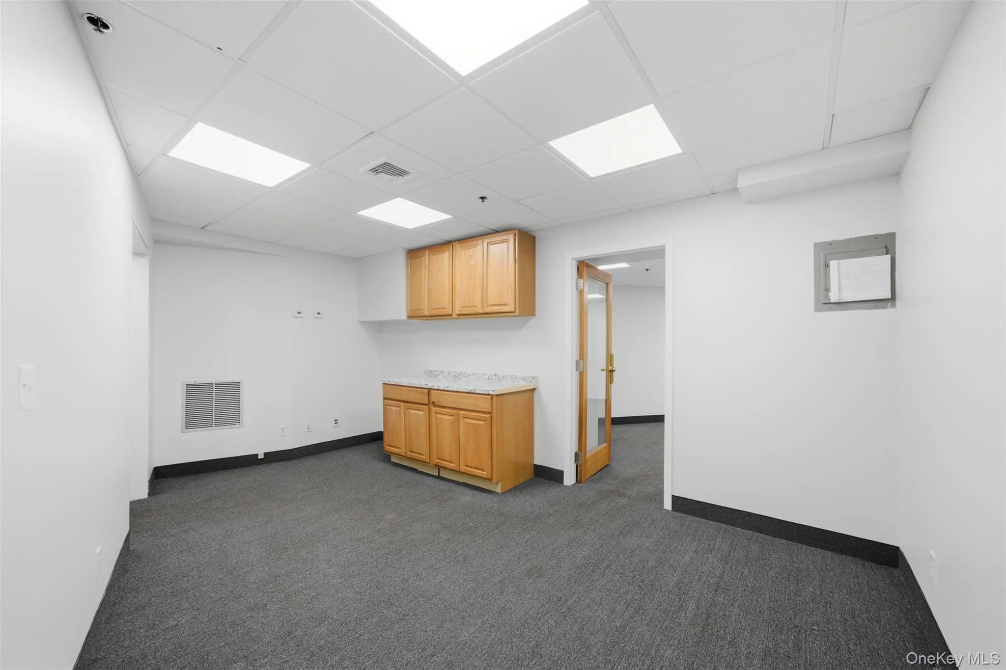 6600 Borden Avenue, New York, NY, ,Commercial Lease,For Rent,Borden,0,1063728 6600 Borden Avenue, New York, NY, ,Commercial Lease,For Rent,Borden,0,1063728