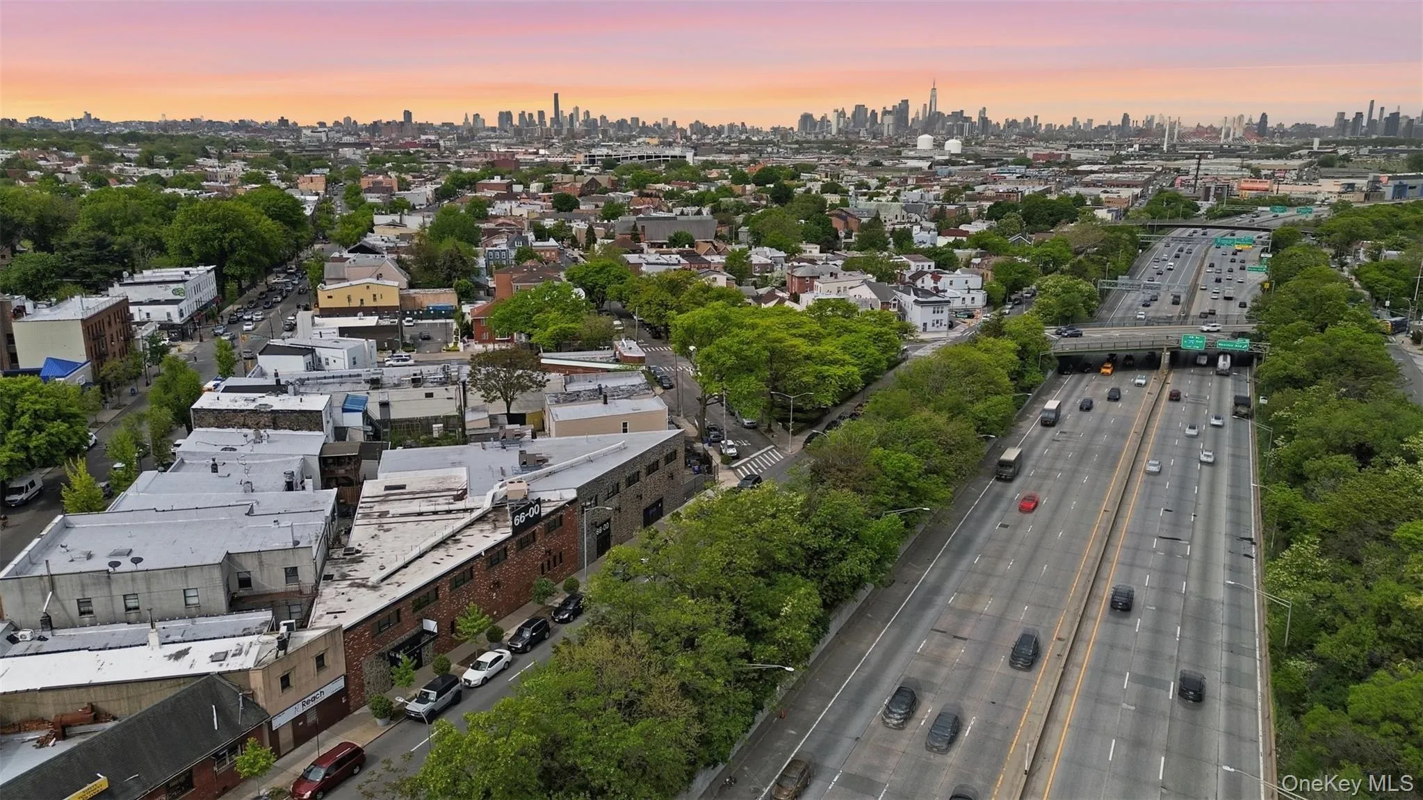 6600 Borden Avenue, New York, NY, ,Commercial Lease,For Rent,Borden,0,1063728 6600 Borden Avenue, New York, NY, ,Commercial Lease,For Rent,Borden,0,1063728