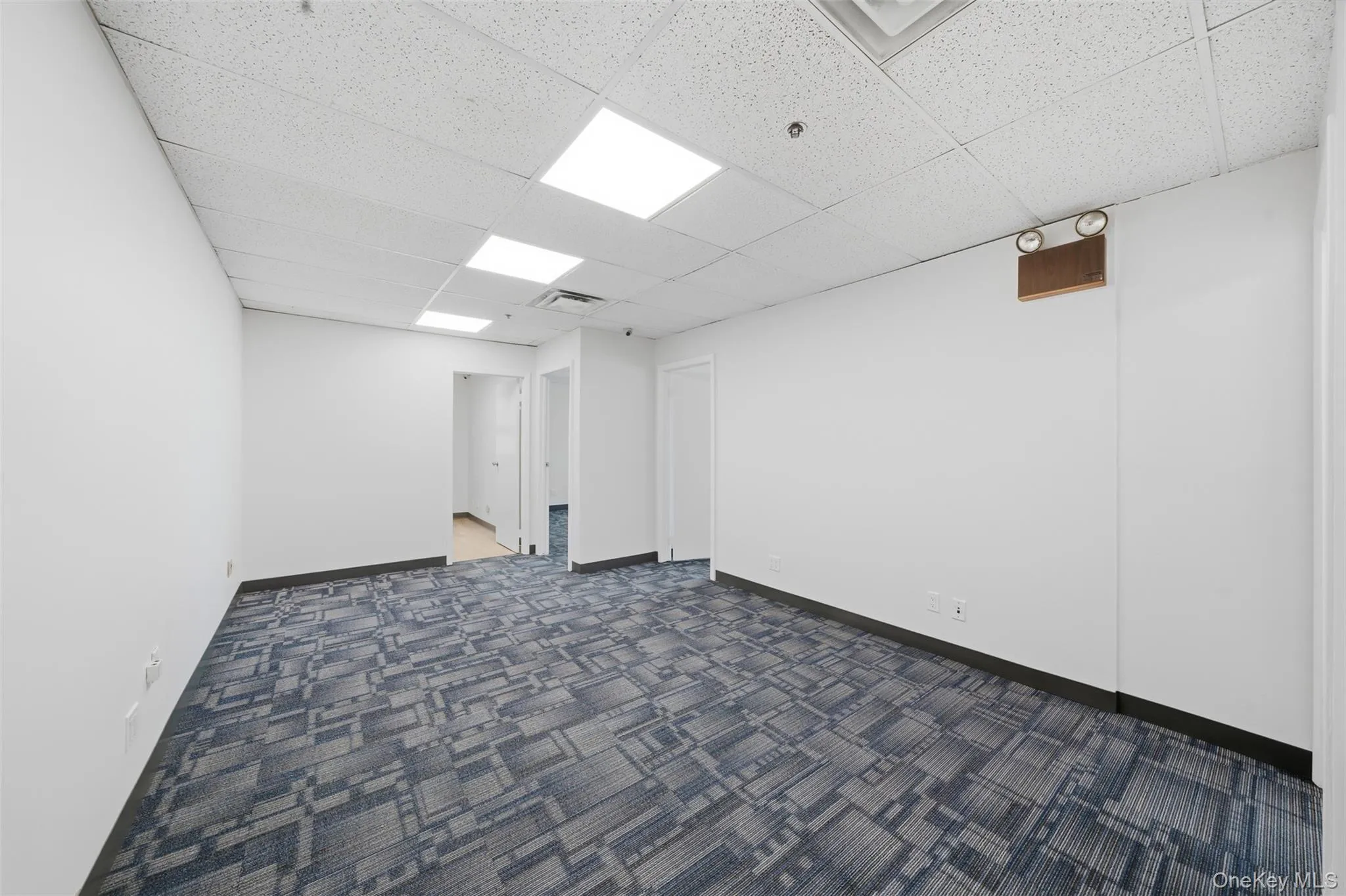 6600 Borden Avenue, New York, NY, ,Commercial Lease,For Rent,Borden,0,1063728 6600 Borden Avenue, New York, NY, ,Commercial Lease,For Rent,Borden,0,1063728
