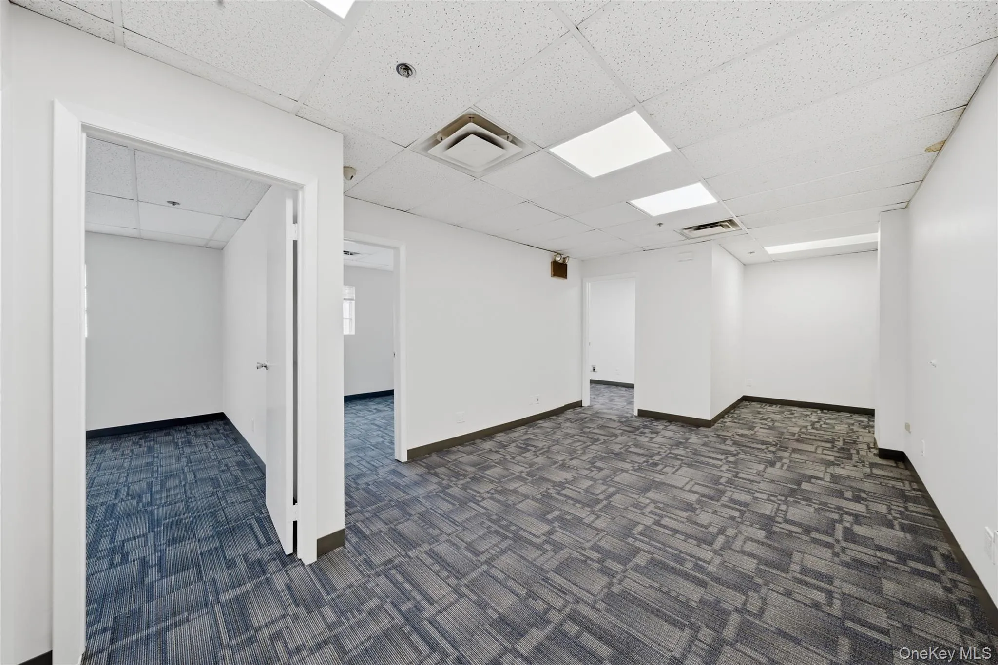 6600 Borden Avenue, New York, NY, ,Commercial Lease,For Rent,Borden,0,1063728 6600 Borden Avenue, New York, NY, ,Commercial Lease,For Rent,Borden,0,1063728