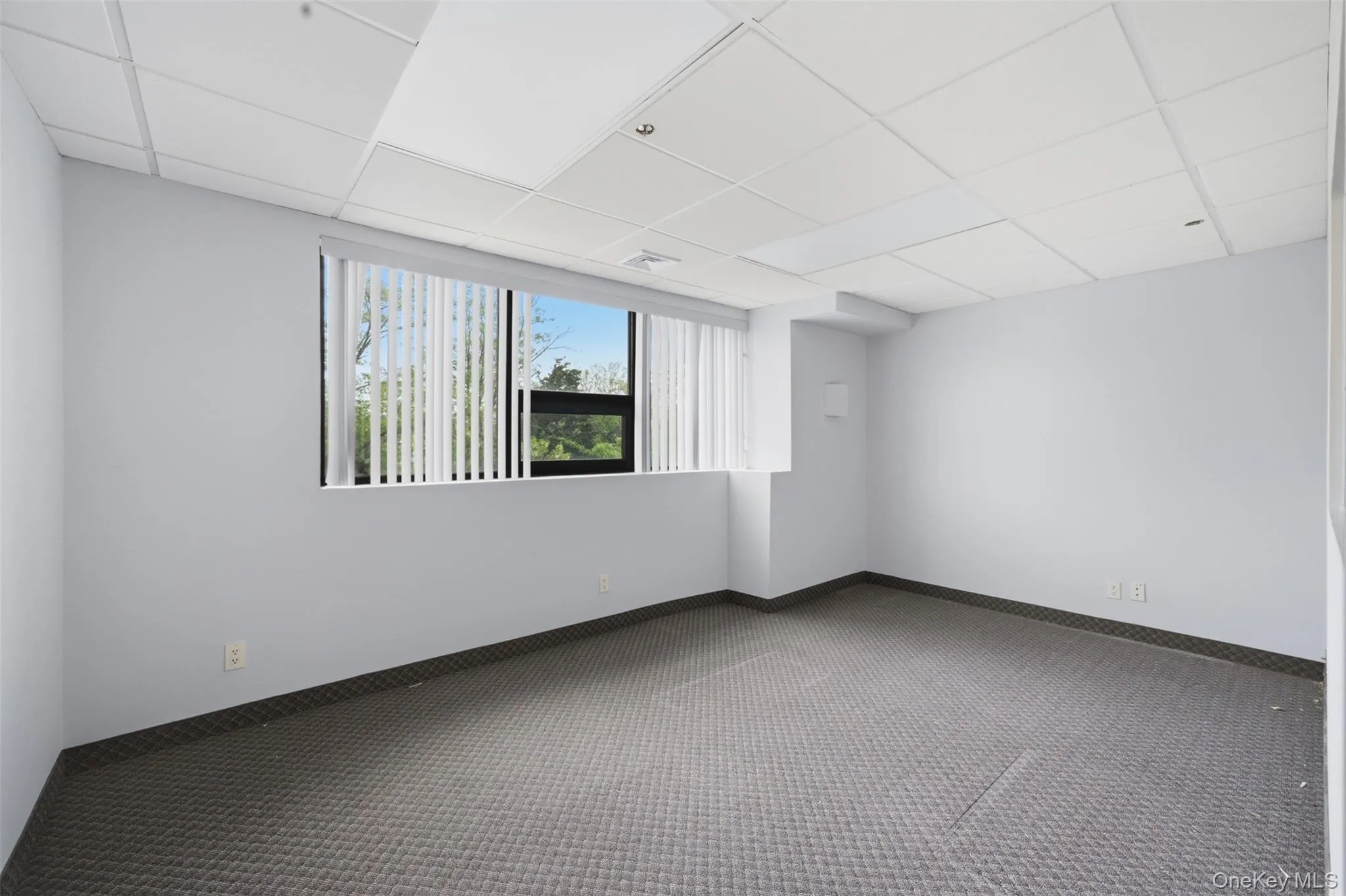 6600 Borden Avenue, New York, NY, ,Commercial Lease,For Rent,Borden,0,1063728 6600 Borden Avenue, New York, NY, ,Commercial Lease,For Rent,Borden,0,1063728